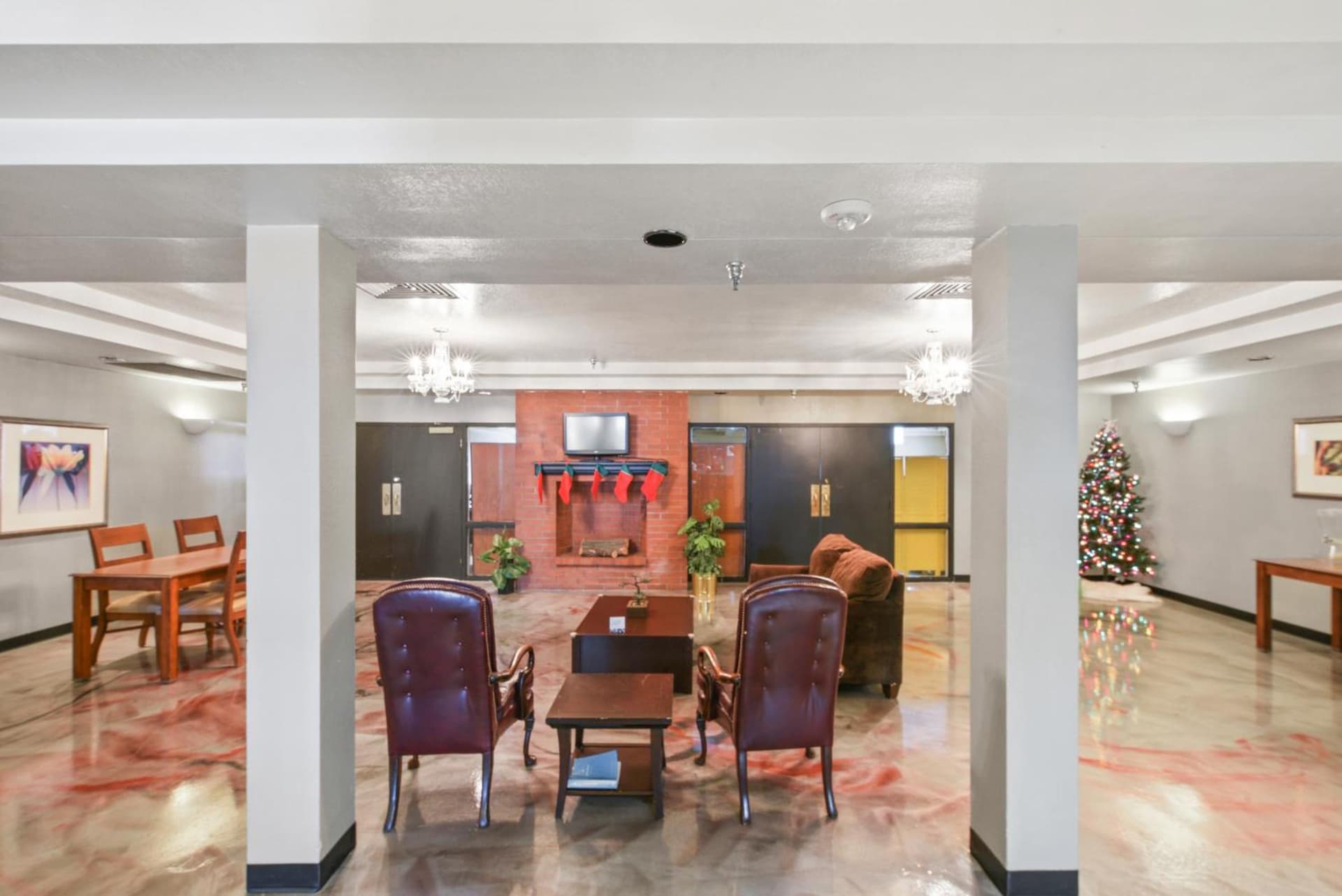 OYO Hotel Edmond - University of Central Oklahoma property views in Edmond, OK — gallery photo 3