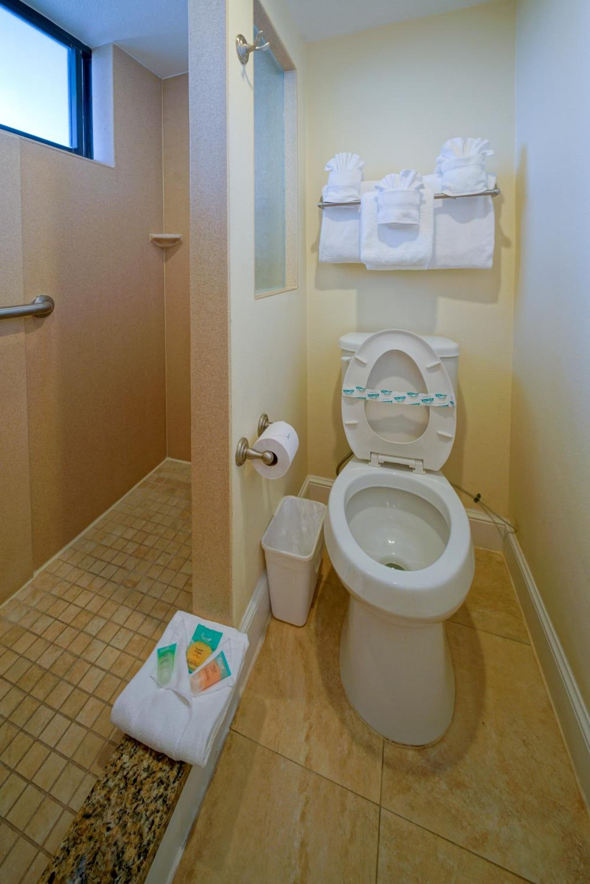 La Costa Beach Club gallery photo in Pompano Beach, FL — image 48