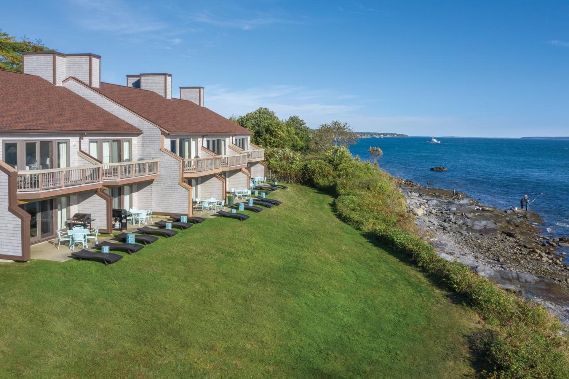 Club Wyndham Newport Overlook property views in Jamestown — gallery photo 3