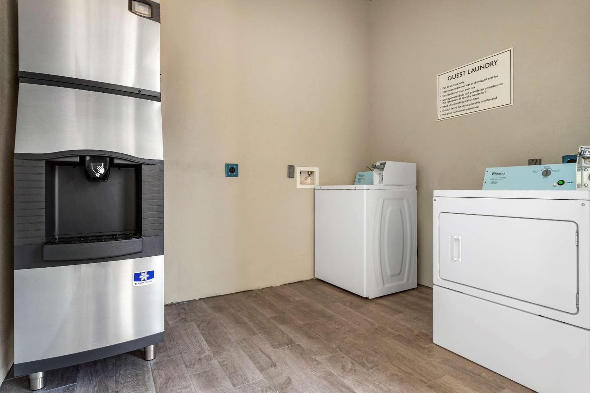 Clarion Pointe Port Arthur-Beaumont South gallery photo in Port Arthur, TX — image 9