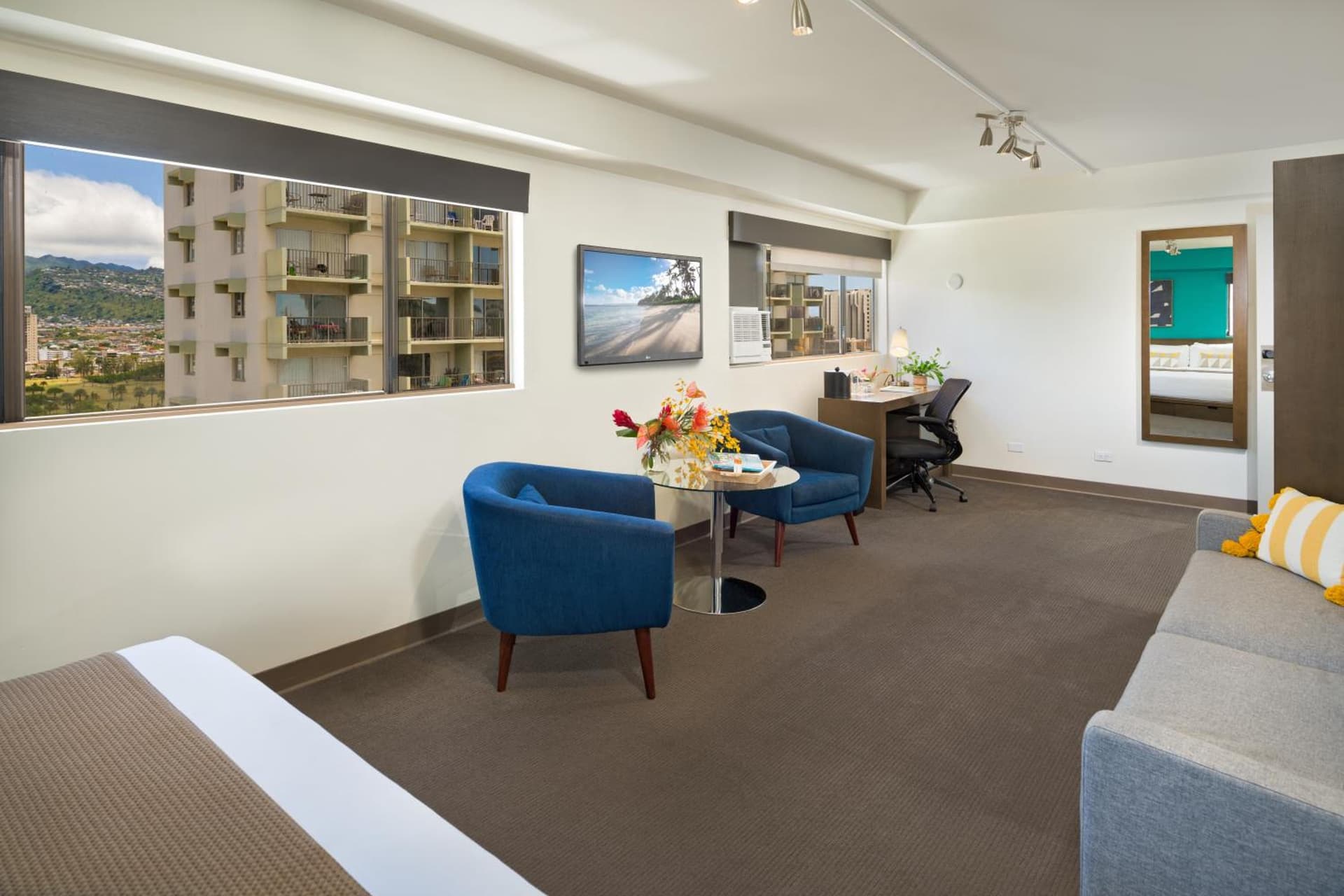 VIVE Hotel Waikiki gallery photo in Honolulu, HI — image 59