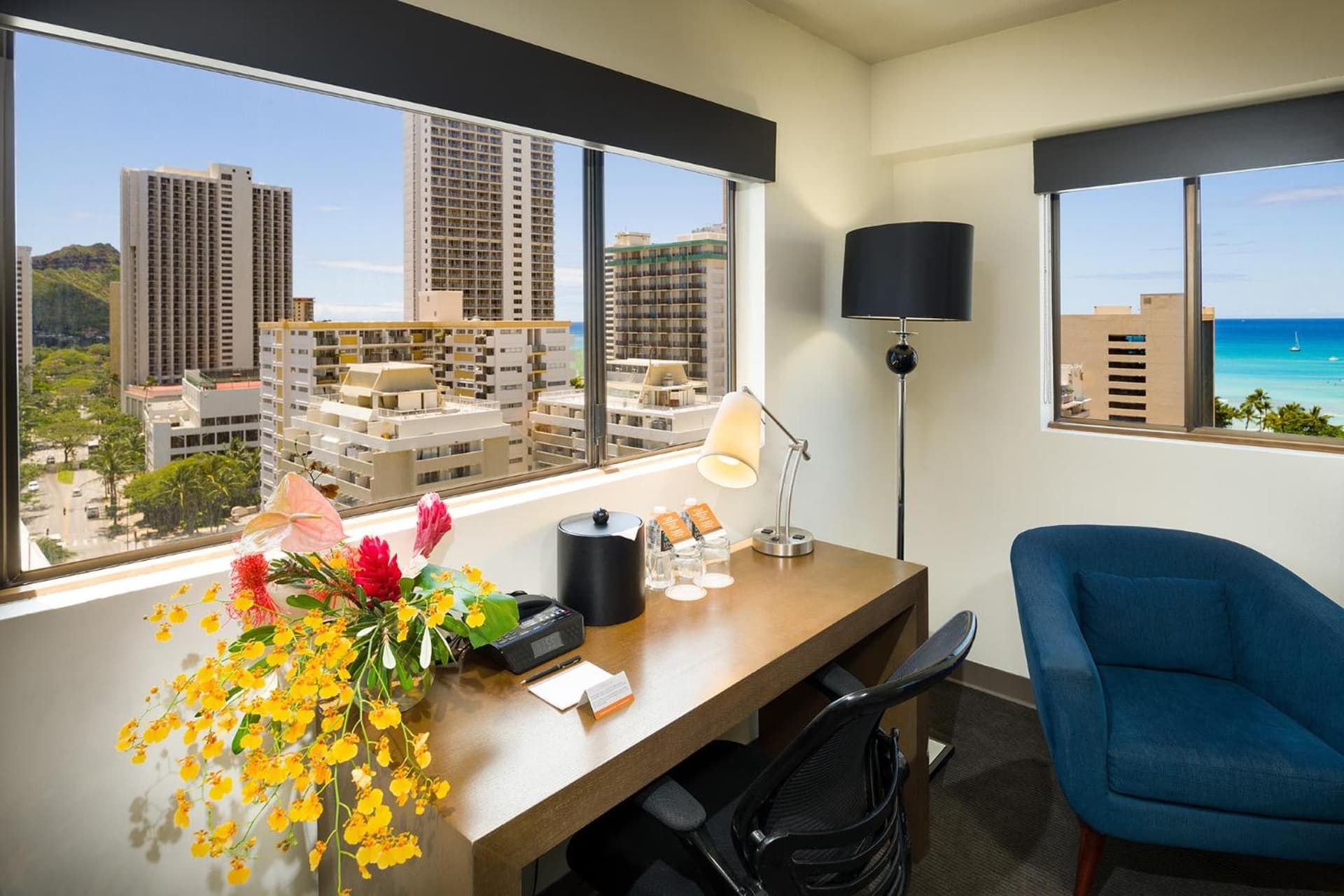 VIVE Hotel Waikiki gallery photo in Honolulu, HI — image 35