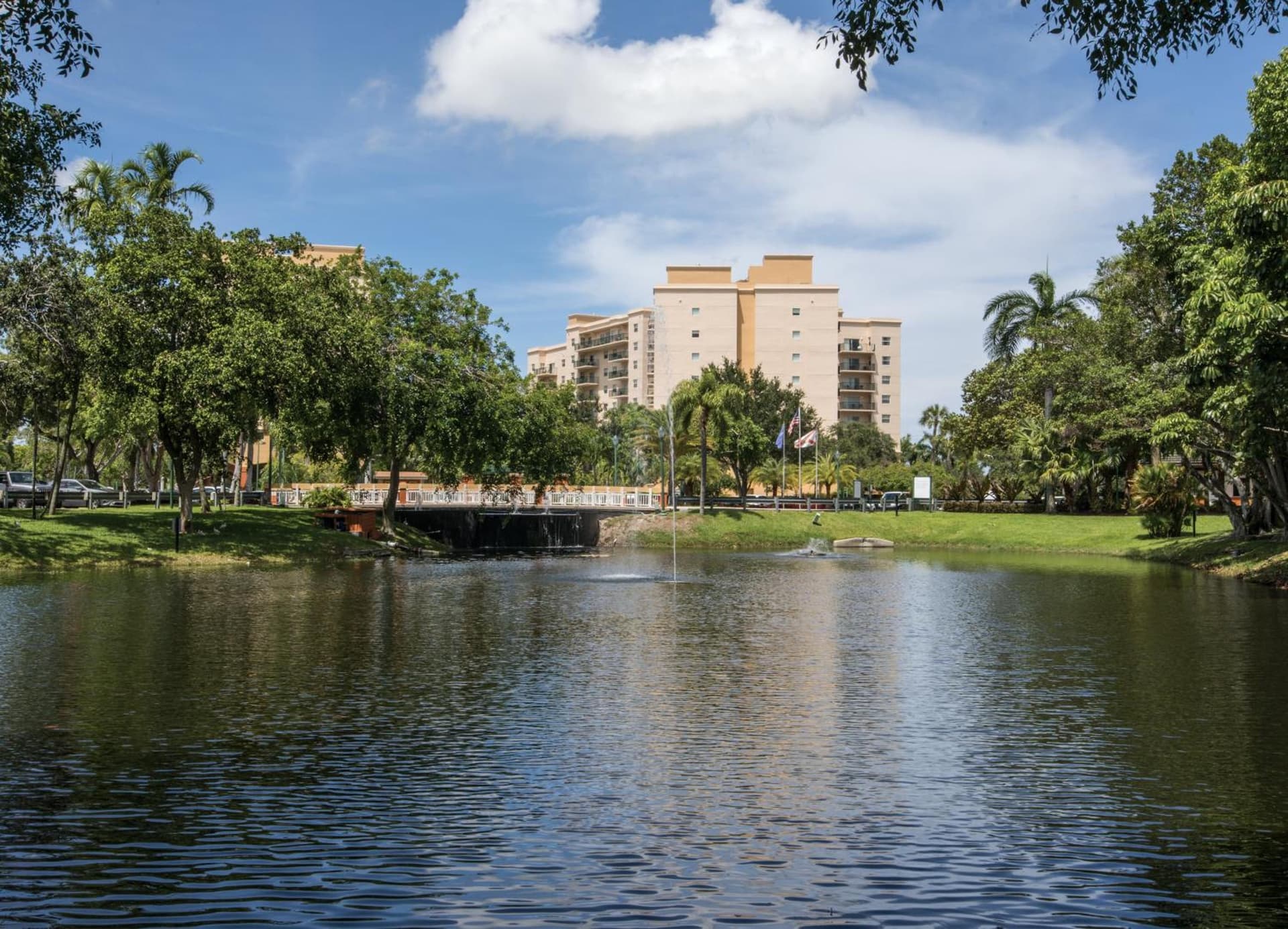 Club Wyndham Palm-Aire exterior or lobby in Pompano Beach, FL — main listing photo
