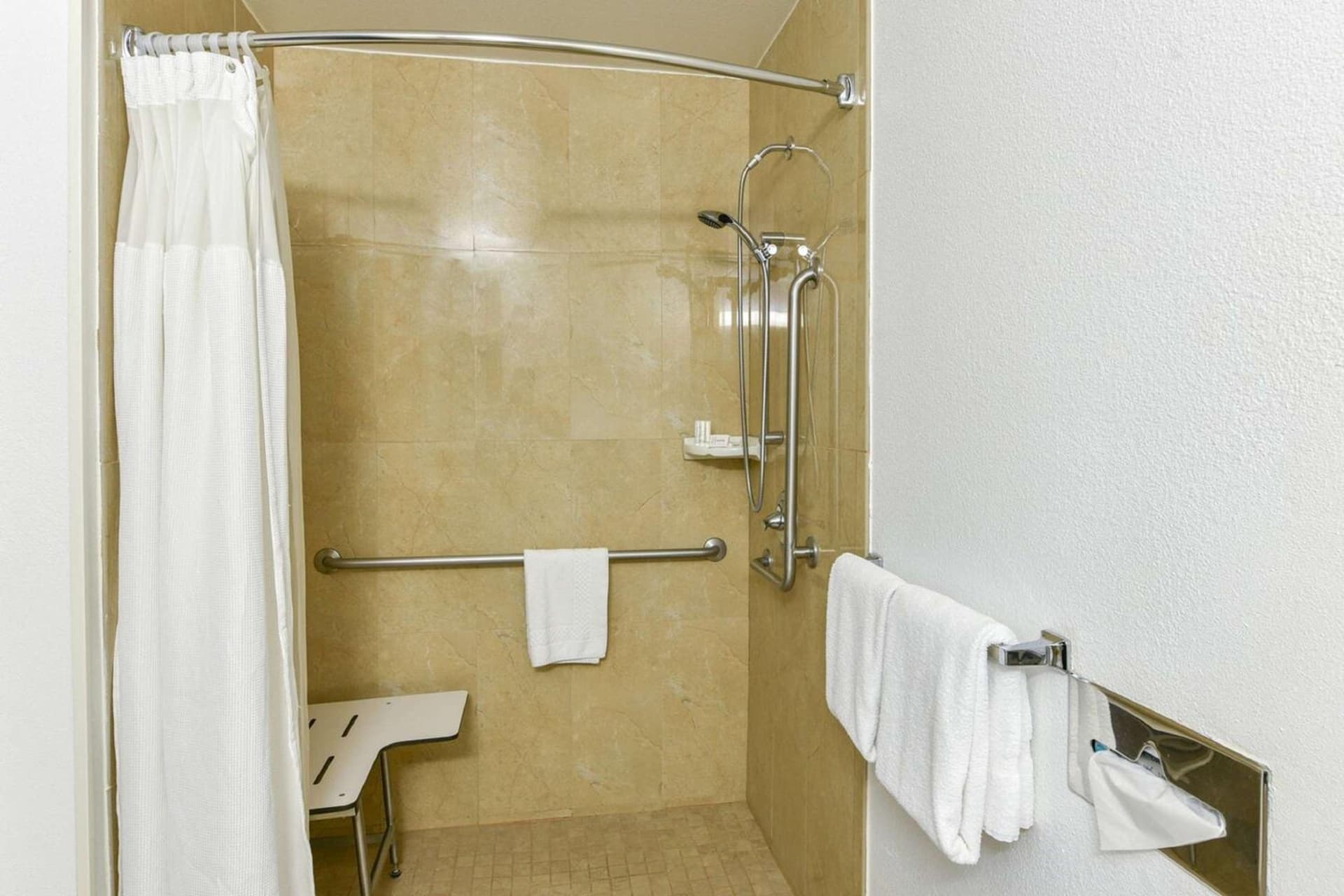 SureStay Hotel by Best Western Ontario Airport gallery photo in Ontario, CA — image 19