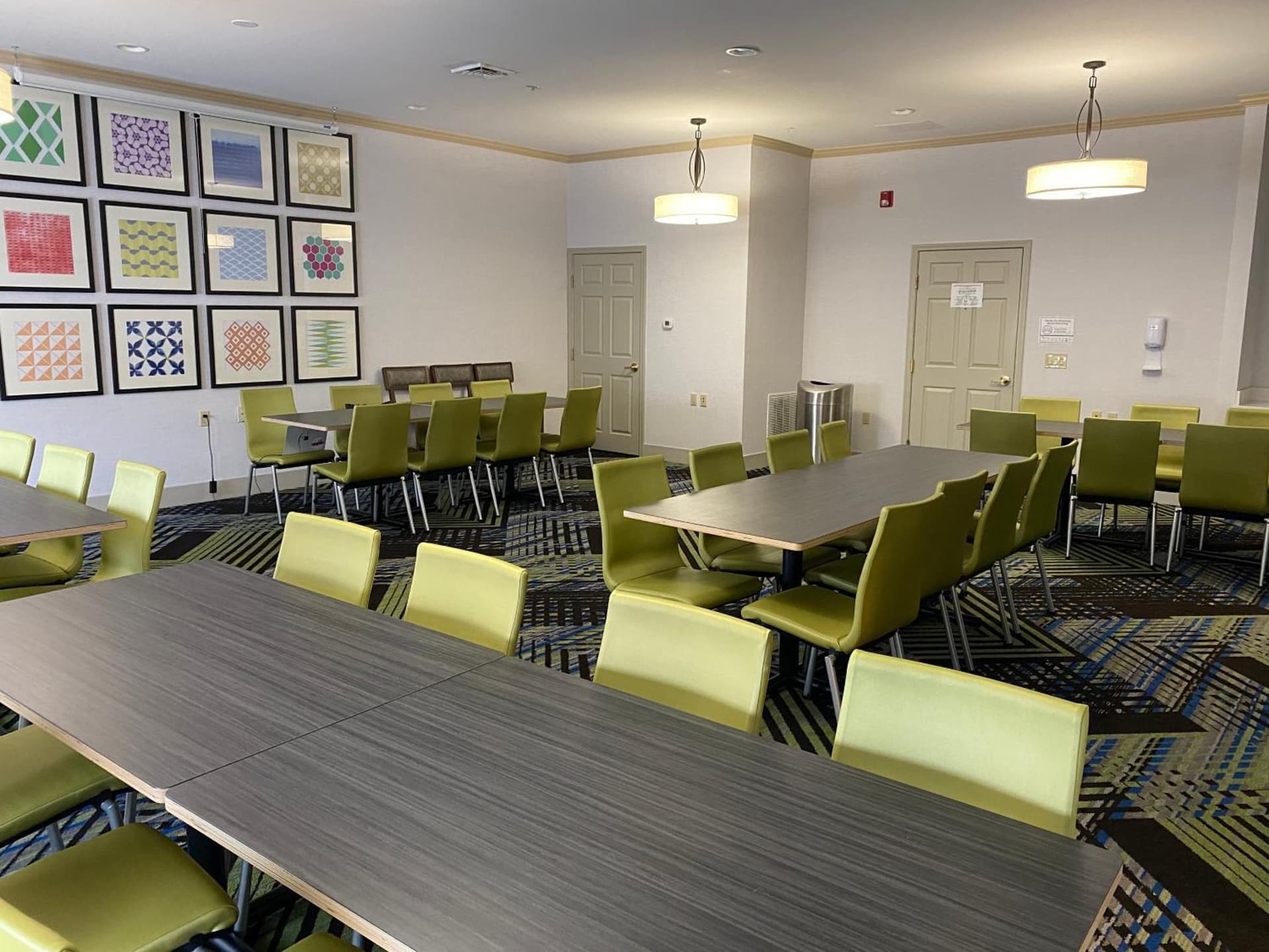 Holiday Inn Express & Suites Indianapolis North - Carmel by IHG gallery photo in Carmel, IN — image 26