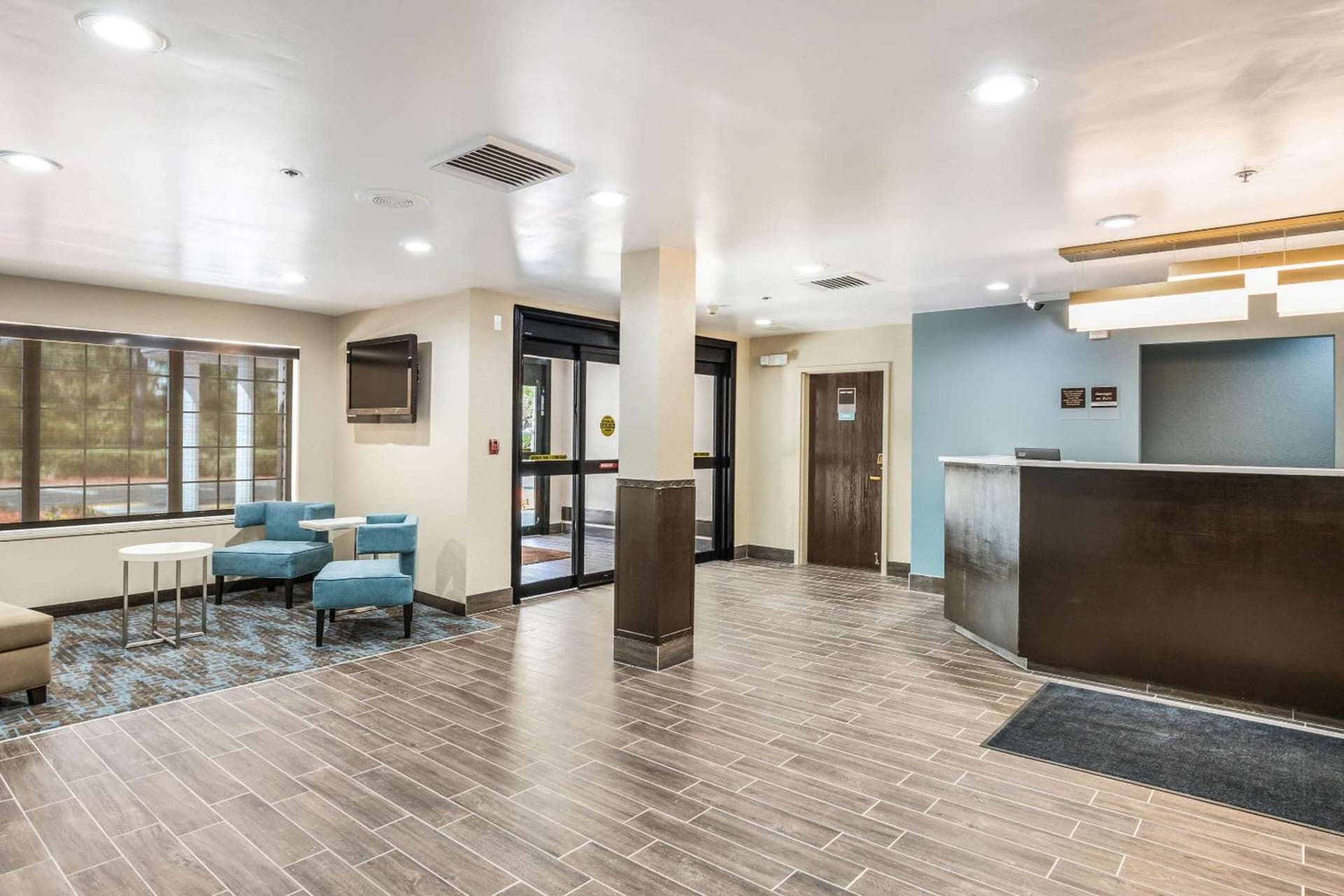 Sleep Inn & Suites Tallahassee-Capitol gallery photo in Tallahassee, FL — image 48