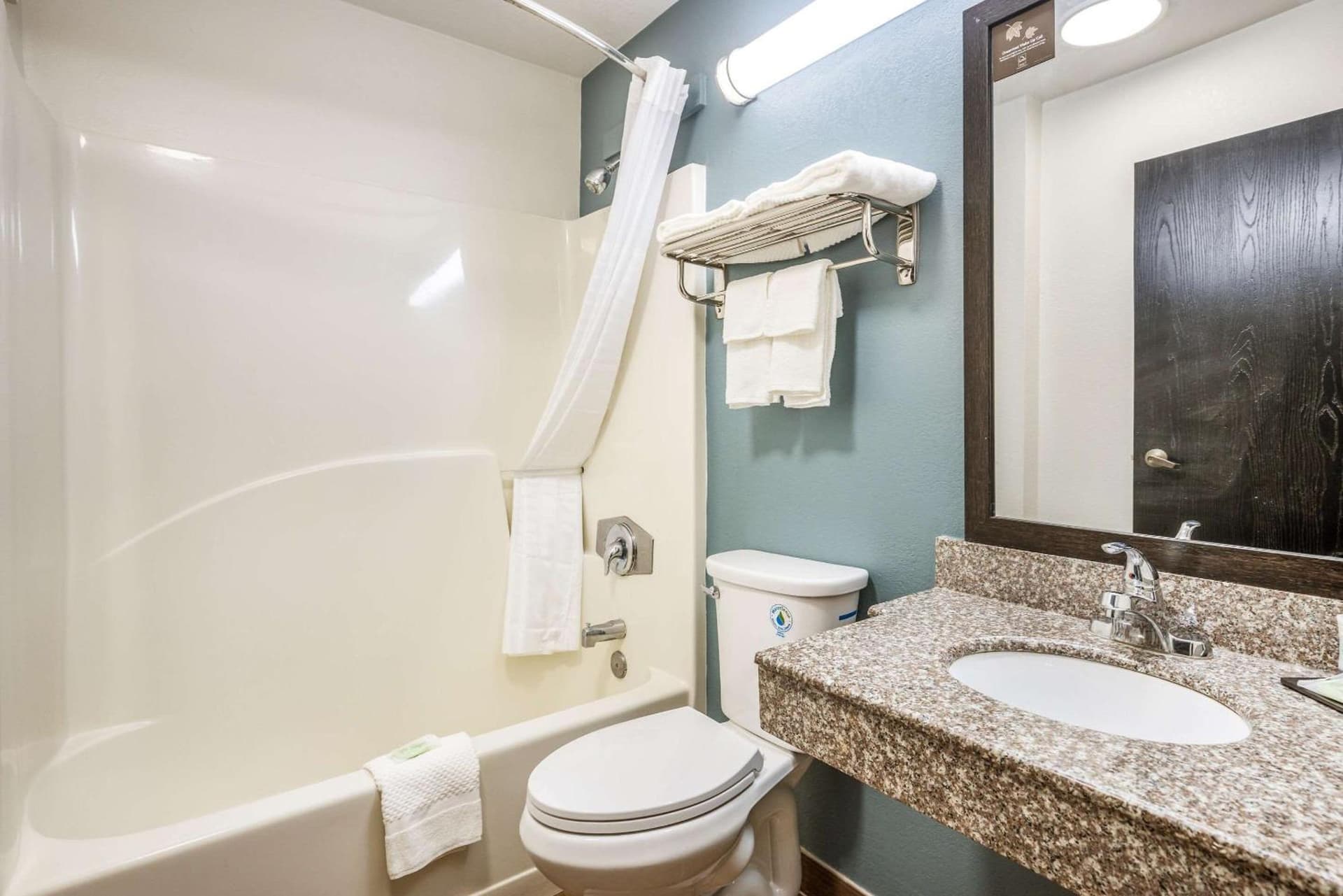 Sleep Inn & Suites Tallahassee-Capitol gallery photo in Tallahassee, FL — image 36