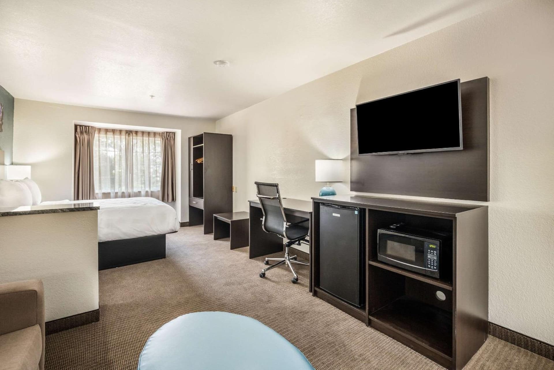 Sleep Inn & Suites Tallahassee-Capitol gallery photo in Tallahassee, FL — image 13