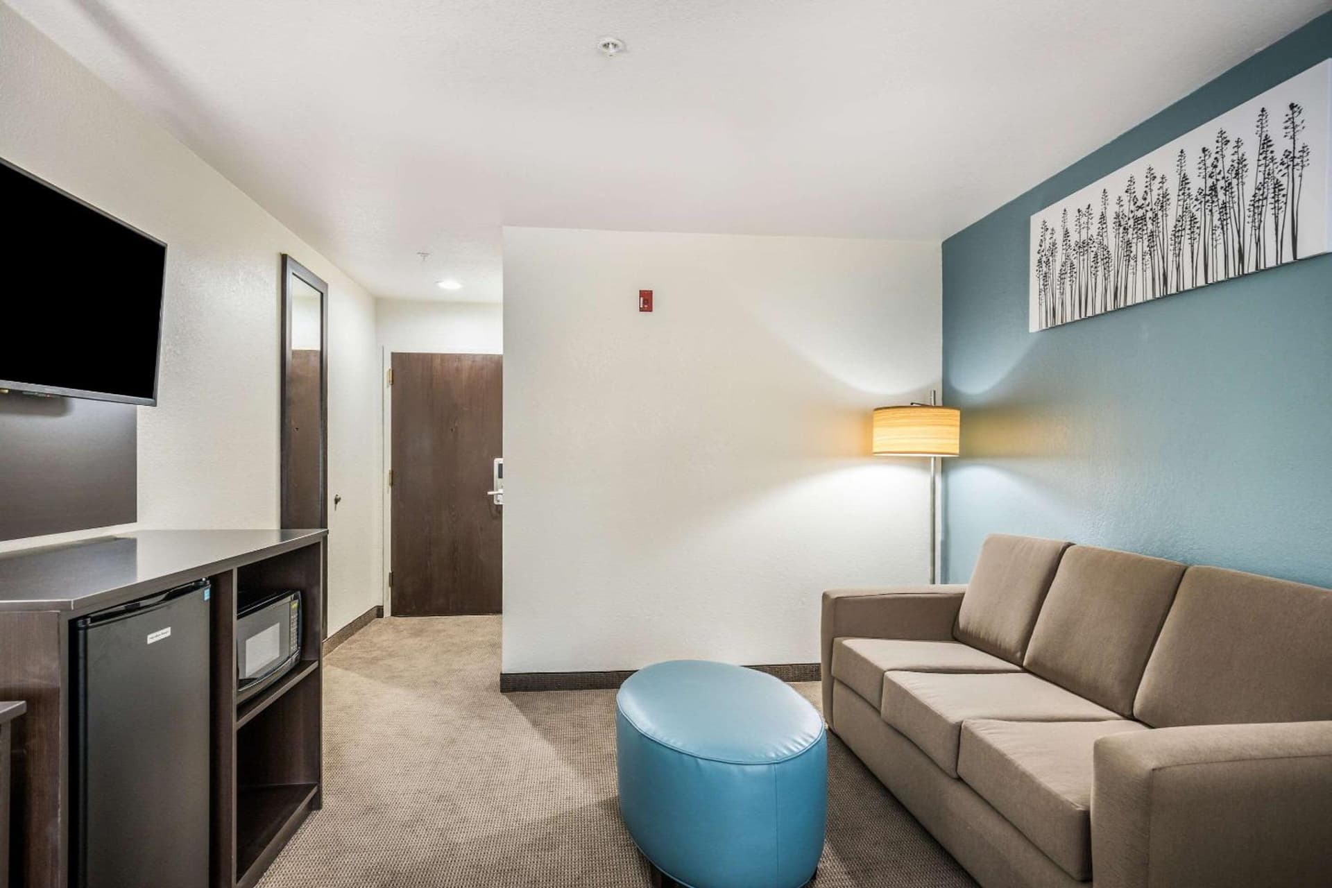 Sleep Inn & Suites Tallahassee-Capitol interior in Tallahassee, FL — gallery photo 2