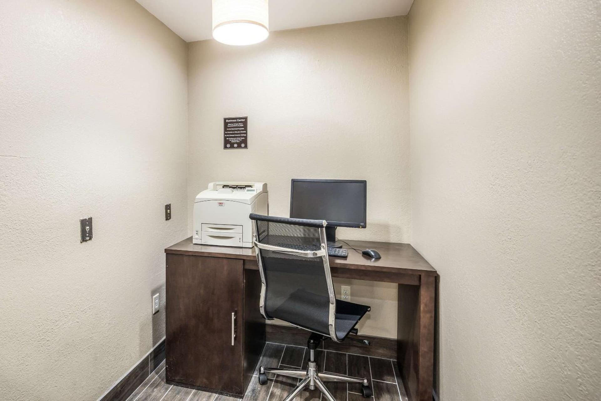 Sleep Inn & Suites Tallahassee-Capitol gallery photo in Tallahassee, FL — image 32
