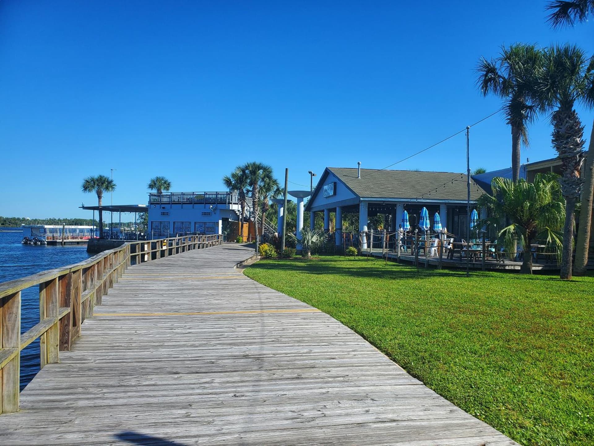 The Port Hotel and Marina gallery photo in Crystal River, FL — image 10