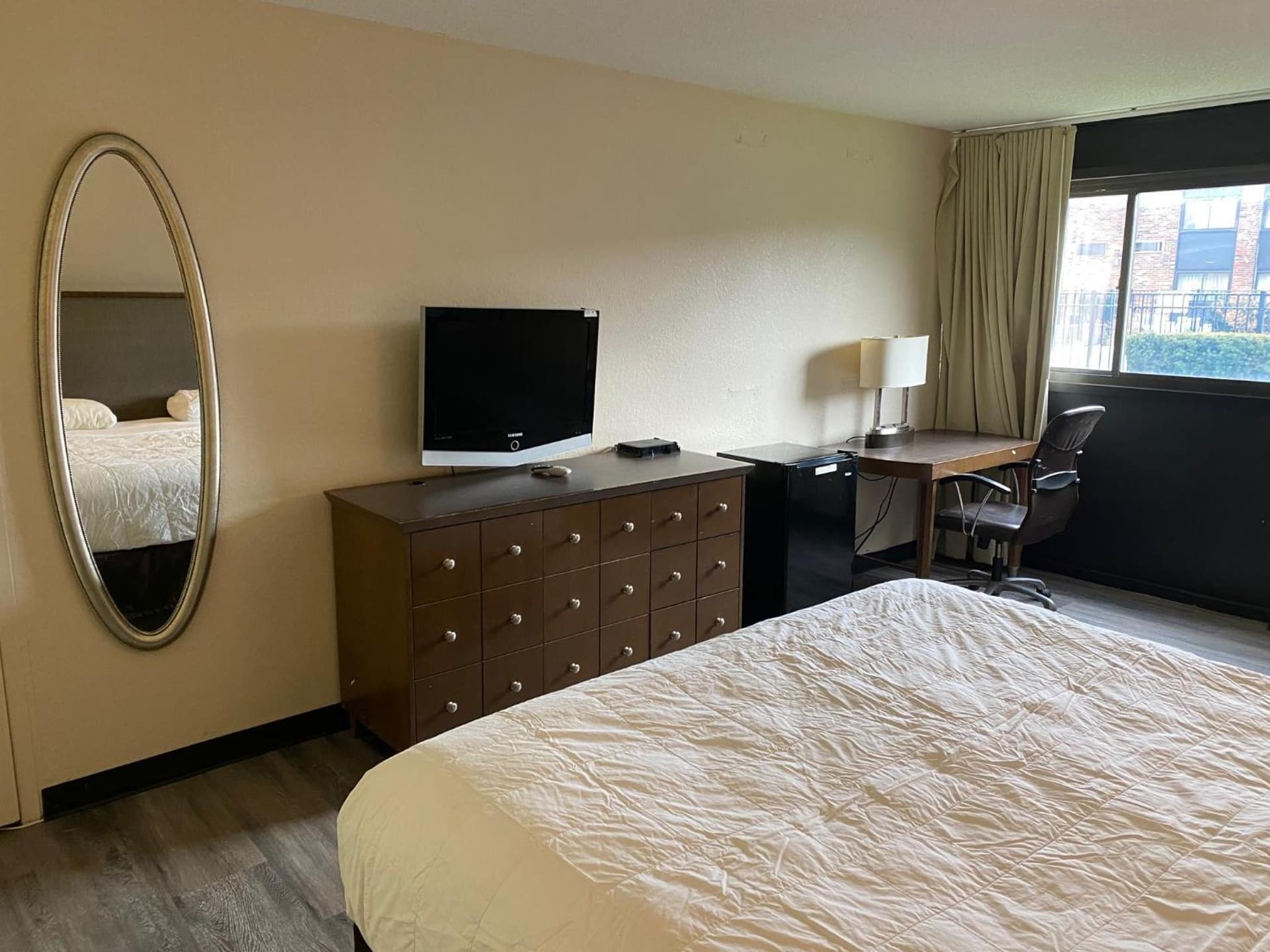 Motel 6 Rochester, NY - Airport gallery photo in Rochester, NY — image 24