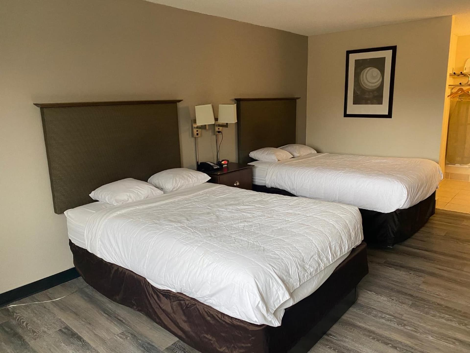 Motel 6 Rochester, NY - Airport gallery photo in Rochester, NY — image 25