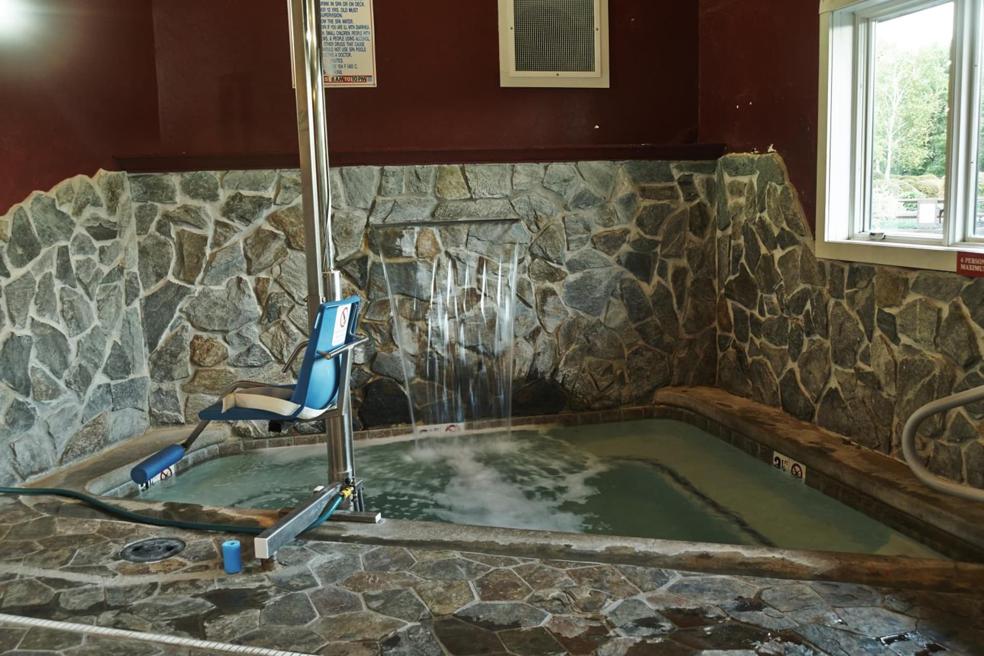 Fireside Inn & Suites Gilford gallery photo in Gilford — image 5