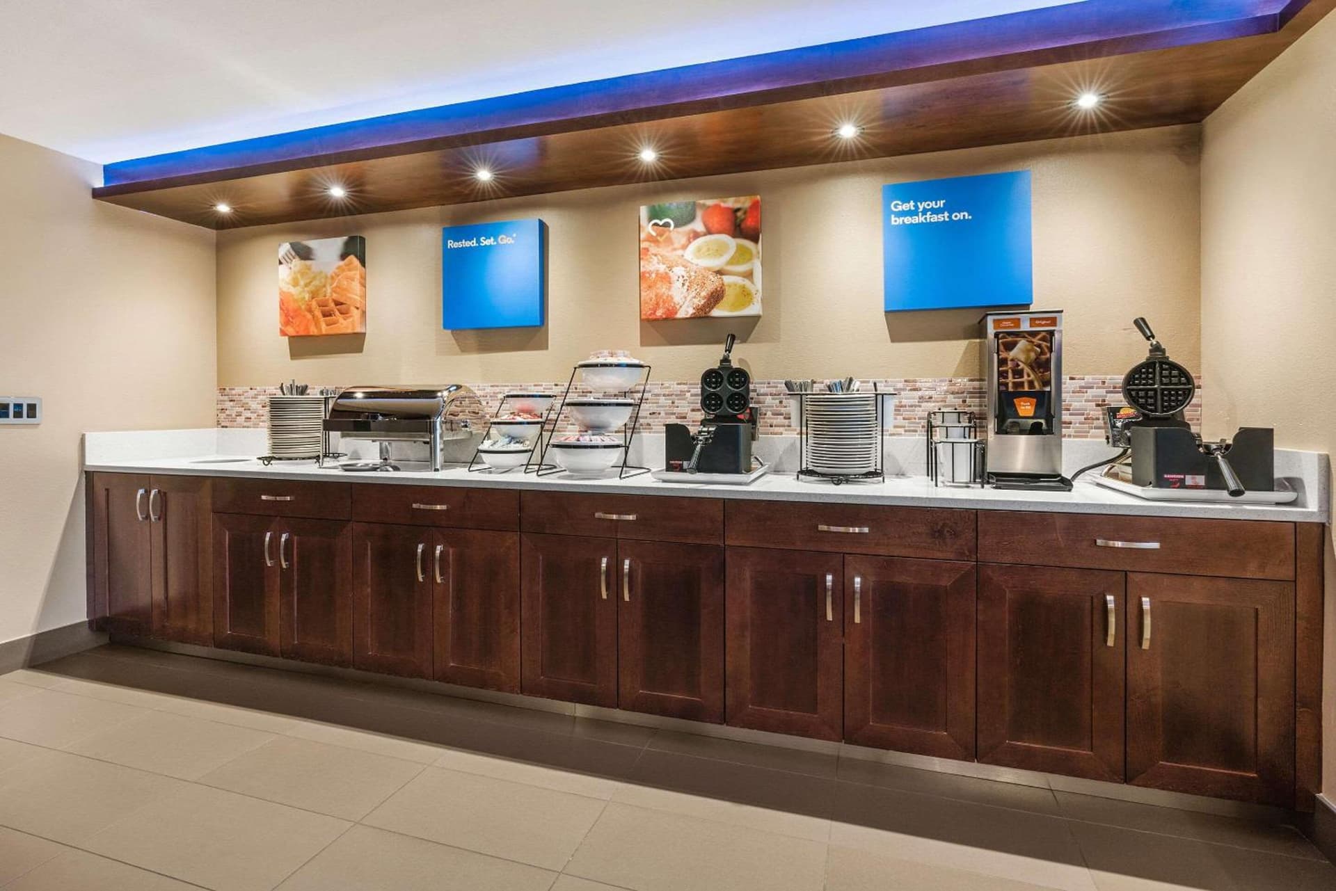 Comfort Inn & Suites Vancouver Downtown City Center gallery photo in Vancouver, WA — image 25