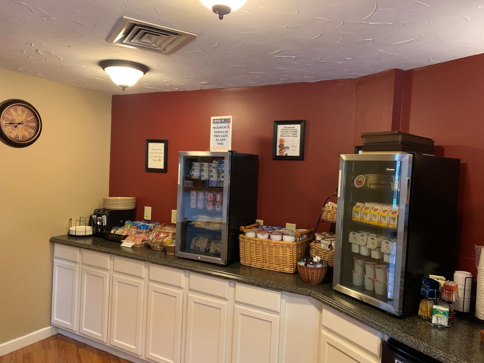 Fireside Inn & Suites Gilford gallery photo in Gilford — image 10