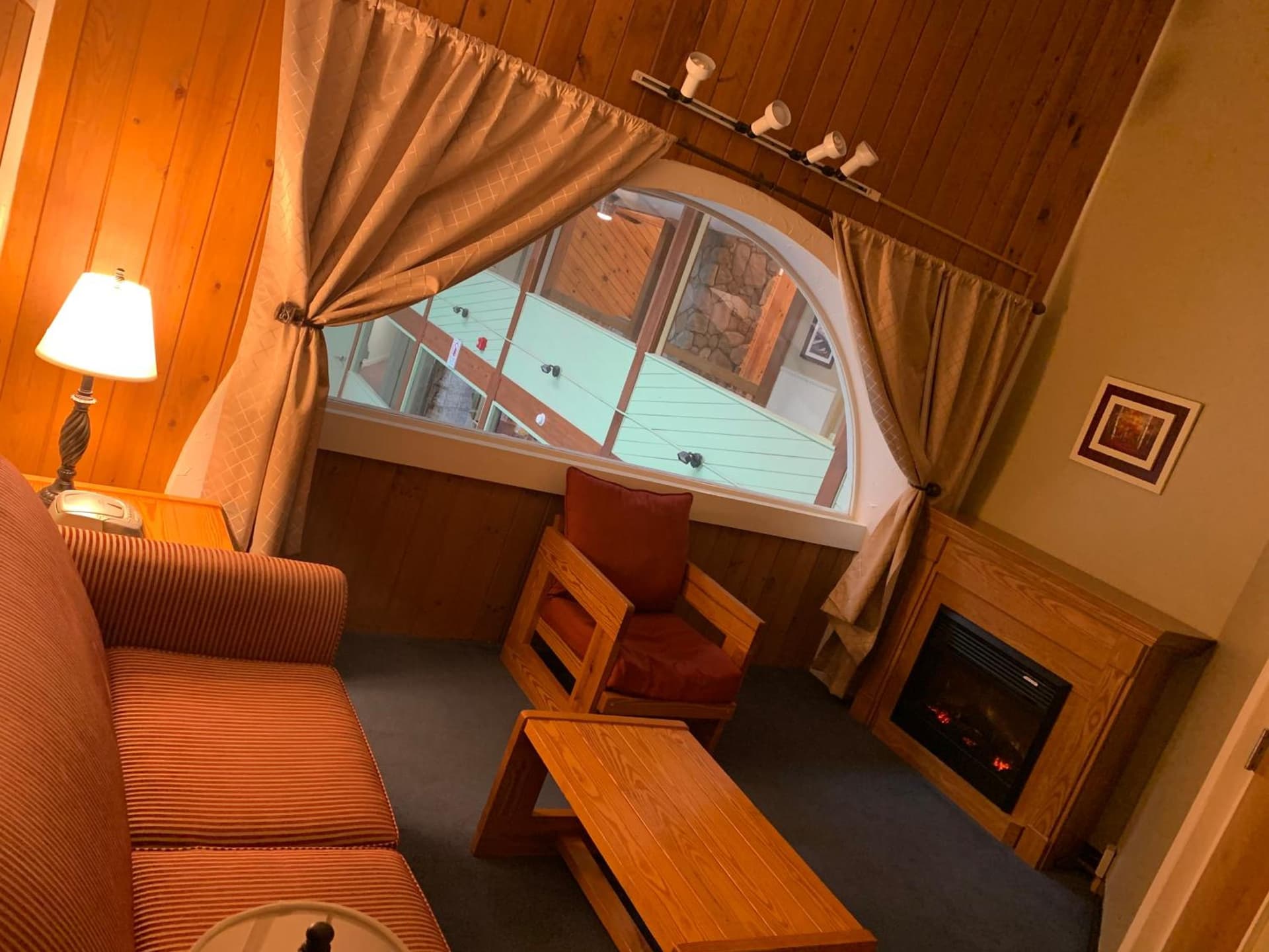 Fireside Inn & Suites Gilford gallery photo in Gilford — image 111