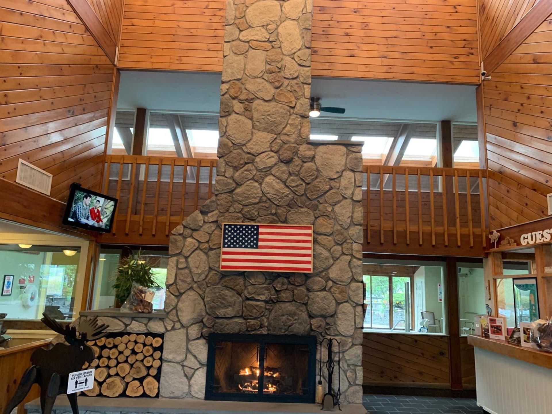 Fireside Inn & Suites Gilford gallery photo in Gilford — image 78