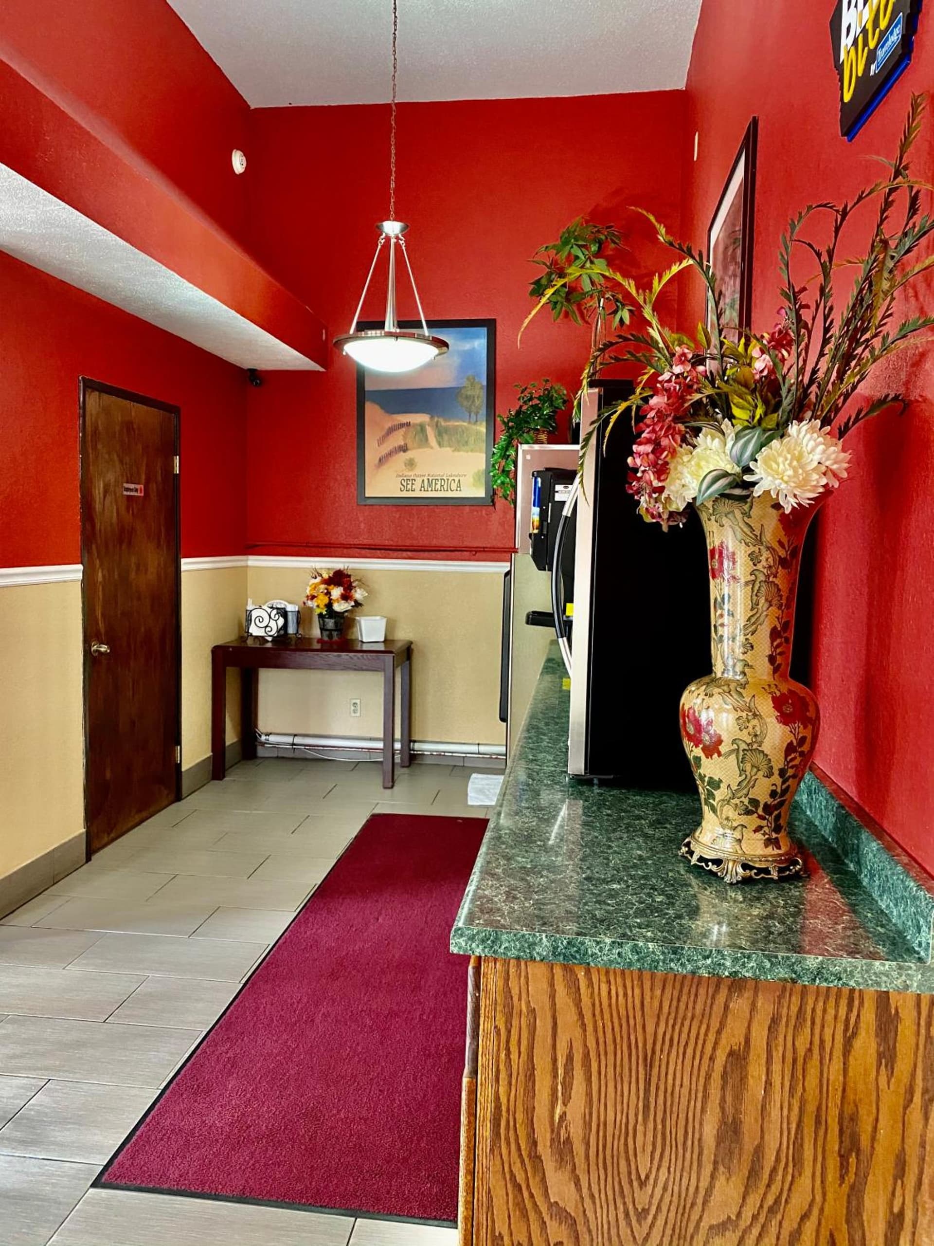 Travelodge by Wyndham La Porte/Michigan City Area gallery photo in LaPorte, IN — image 34