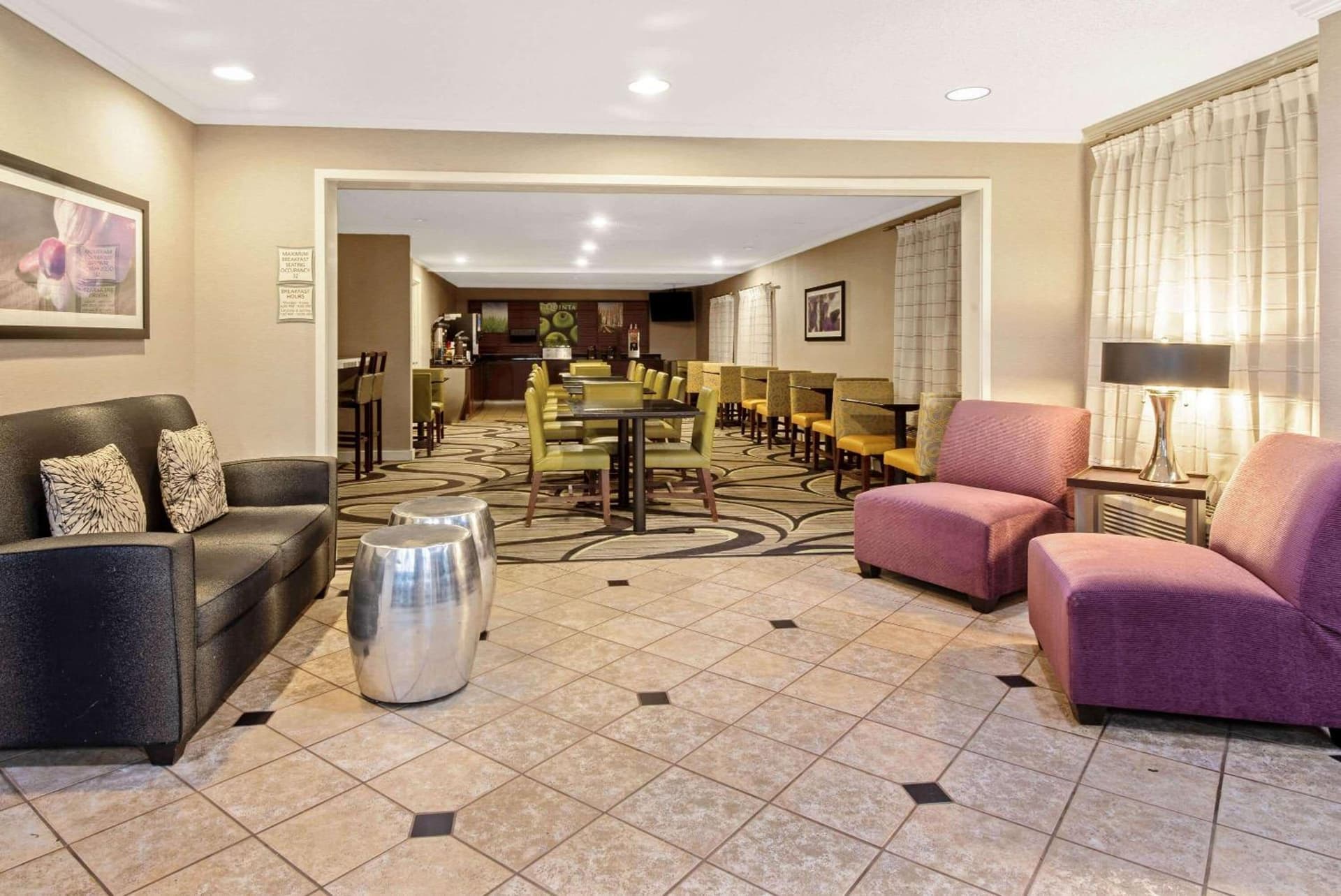 La Quinta by Wyndham Harrisburg Airport Hershey gallery photo in Harrisburg, PA — image 18