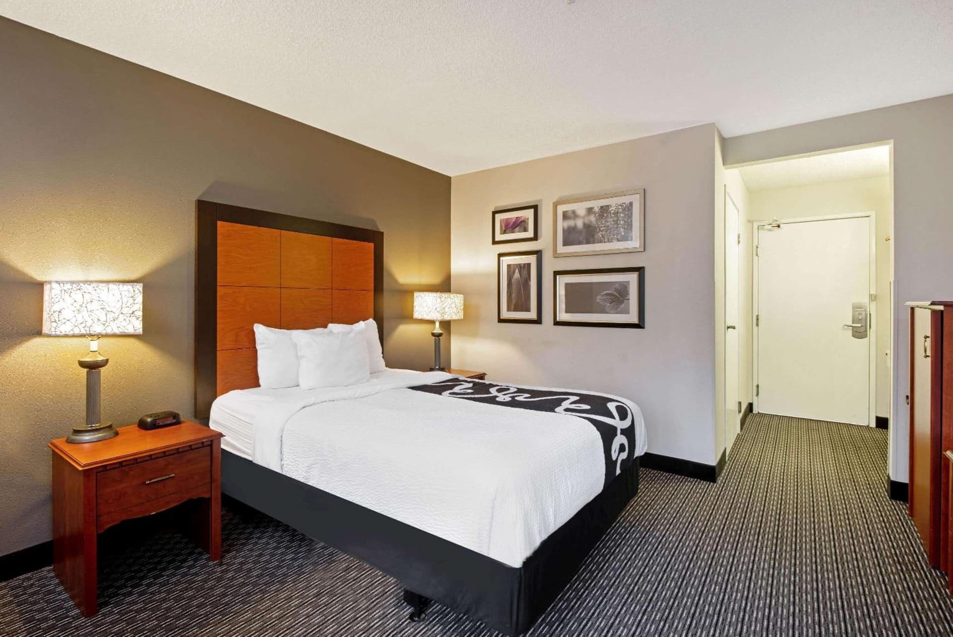 La Quinta by Wyndham Harrisburg Airport Hershey gallery photo in Harrisburg, PA — image 26