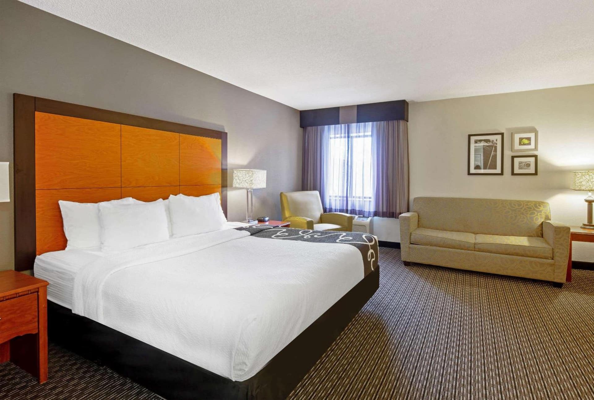 La Quinta by Wyndham Harrisburg Airport Hershey gallery photo in Harrisburg, PA — image 22
