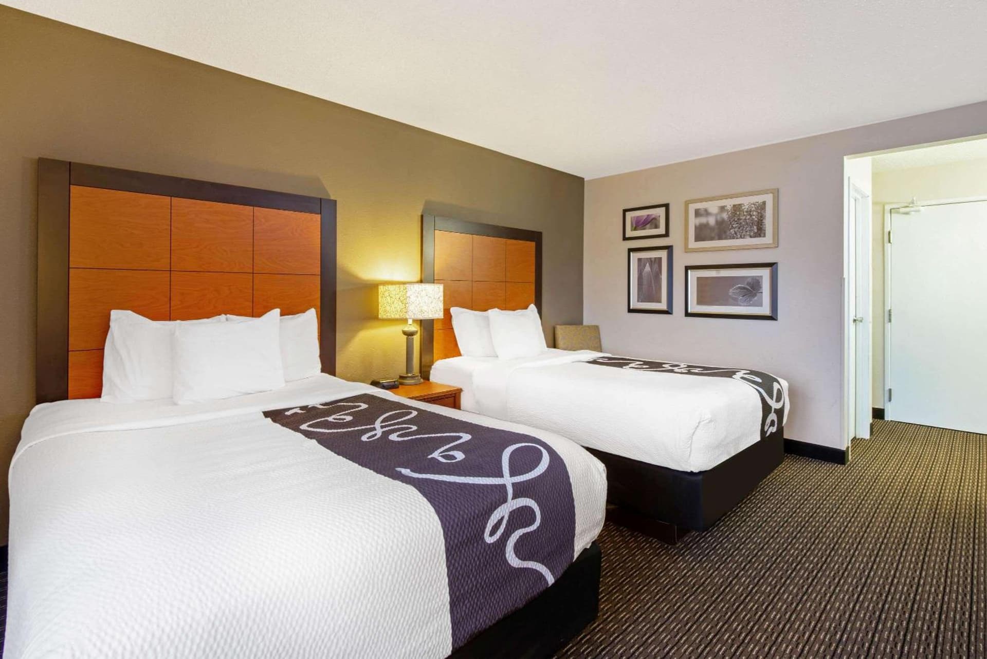 La Quinta by Wyndham Harrisburg Airport Hershey gallery photo in Harrisburg, PA — image 6