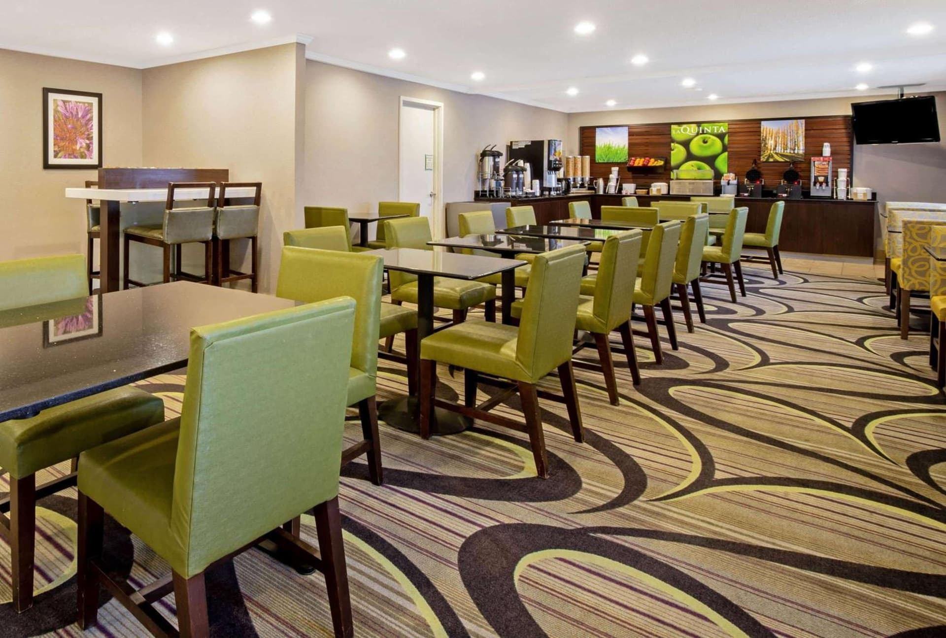 La Quinta by Wyndham Harrisburg Airport Hershey gallery photo in Harrisburg, PA — image 23
