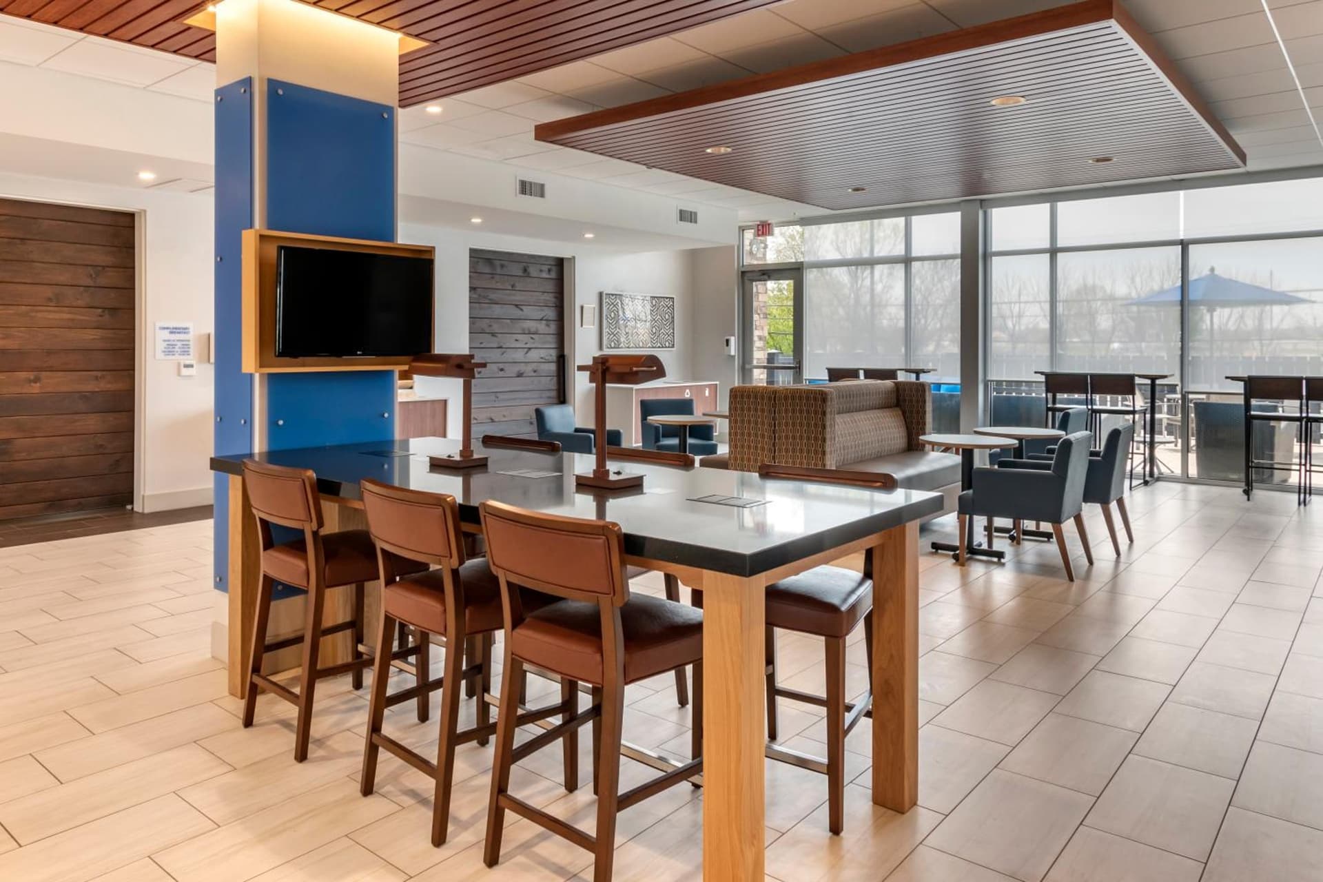 Holiday Inn Express & Suites - Lancaster - Mount Joy by IHG property views in Mount Joy, PA — gallery photo 3