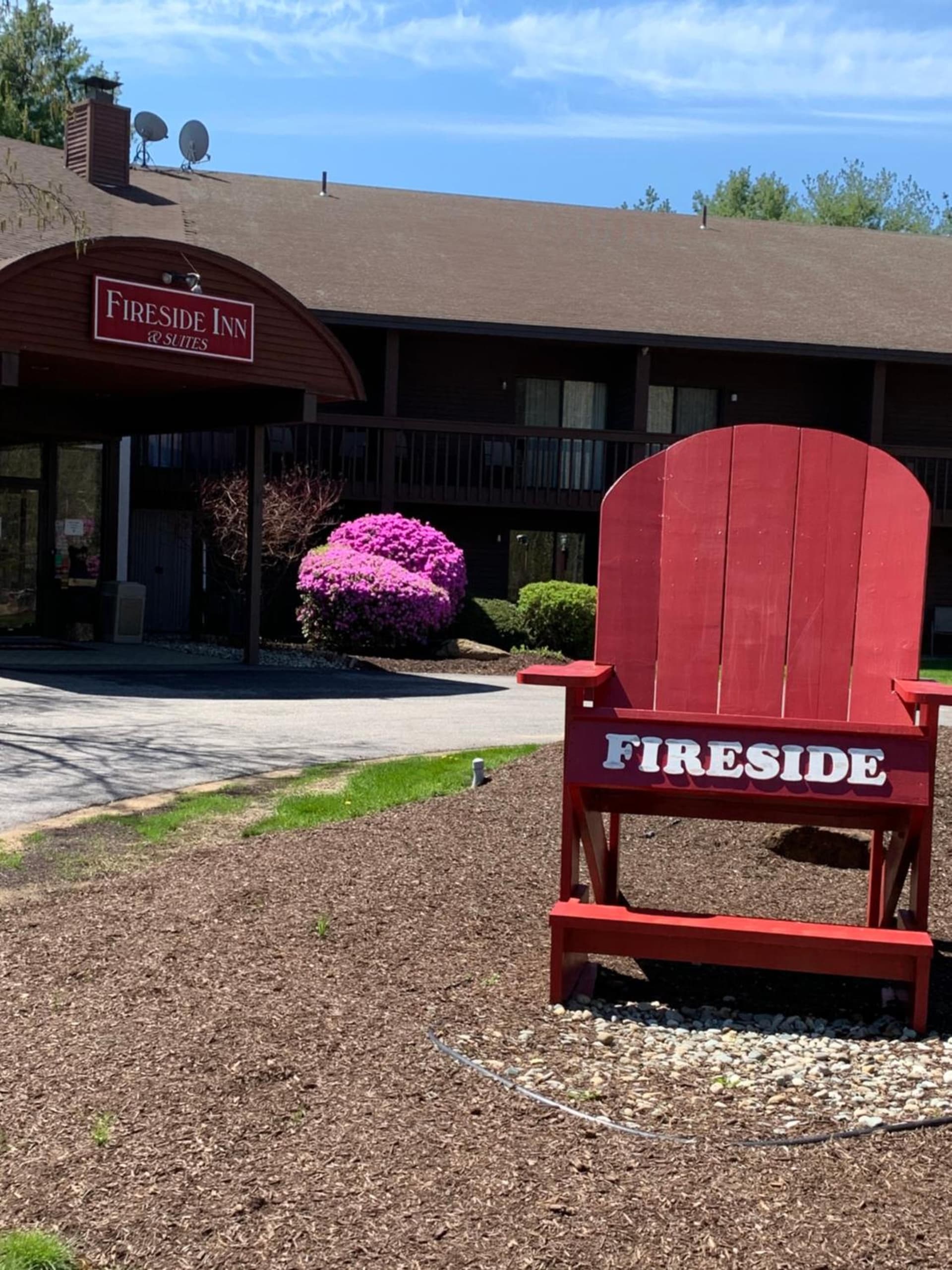 Fireside Inn & Suites Gilford gallery photo in Gilford — image 19