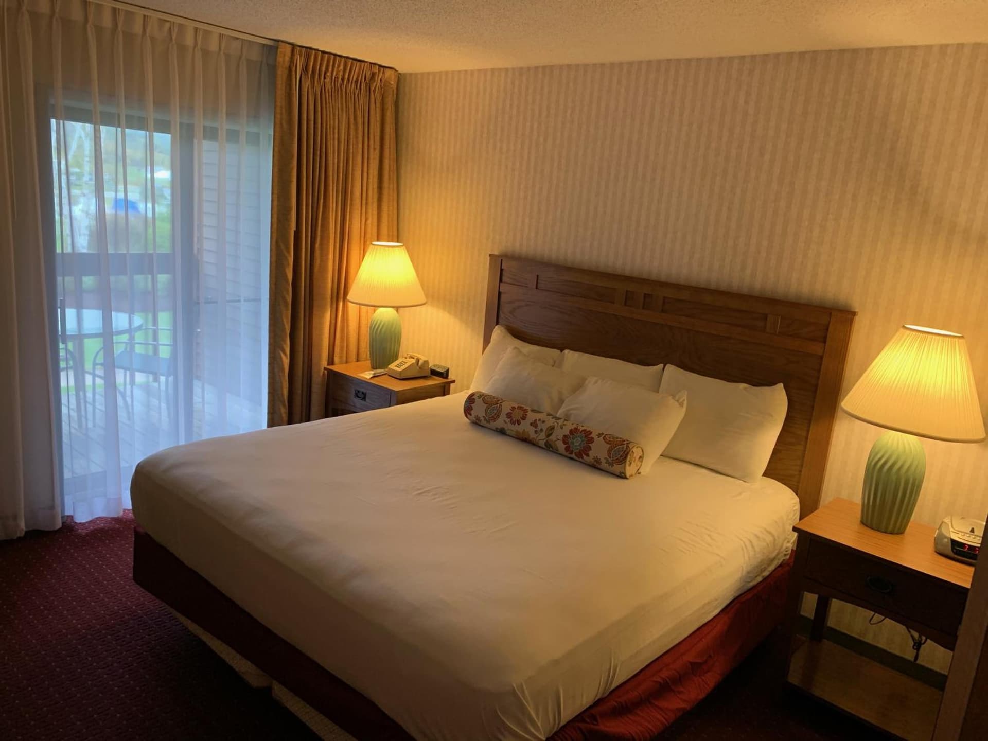 Fireside Inn & Suites Gilford gallery photo in Gilford — image 187