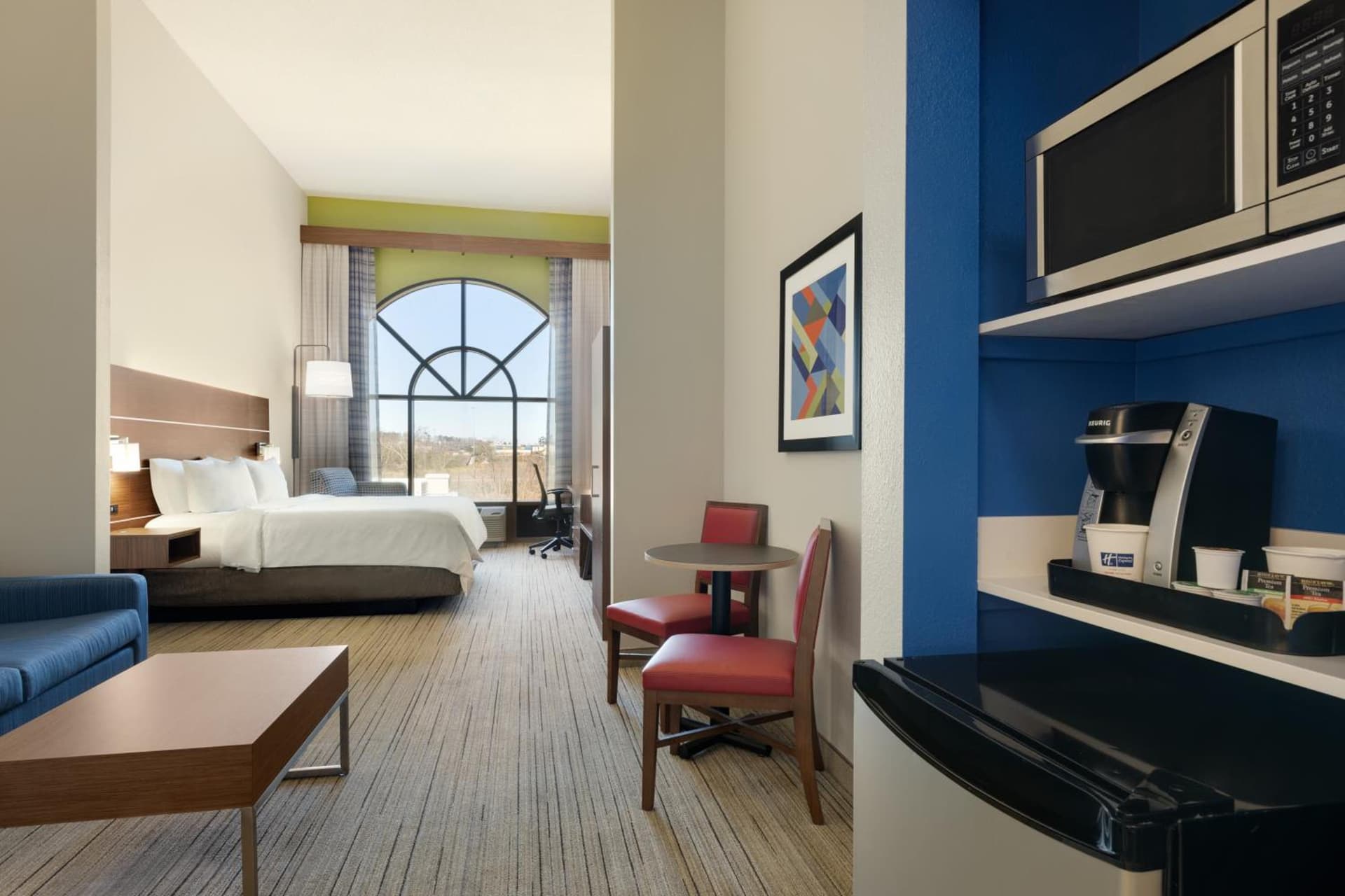 Holiday Inn Express Hotel & Suites Opelika Auburn by IHG gallery photo in Opelika, AL — image 34