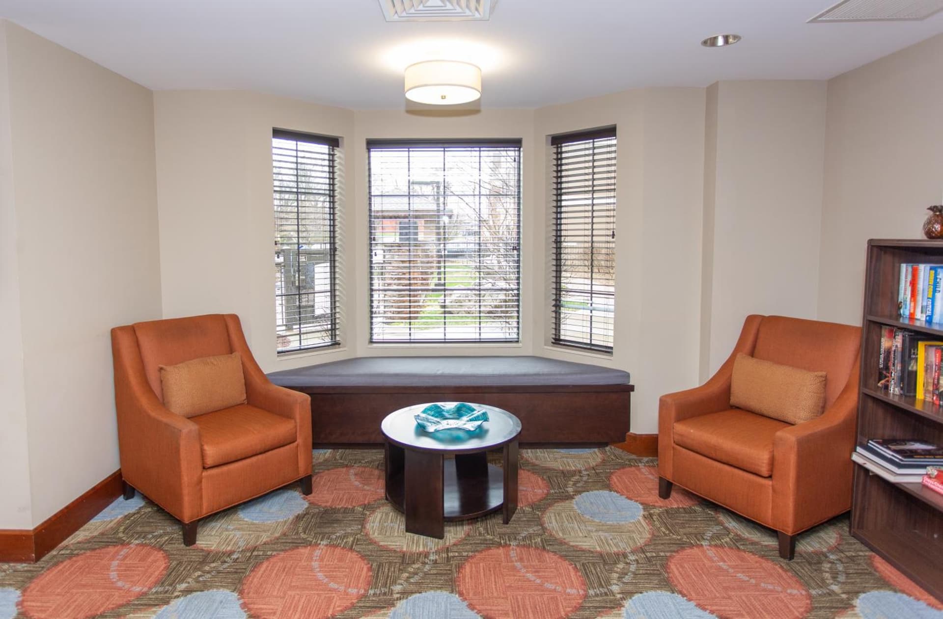 Staybridge Suites Bowling Green by IHG interior in Bowling Green, KY — gallery photo 2