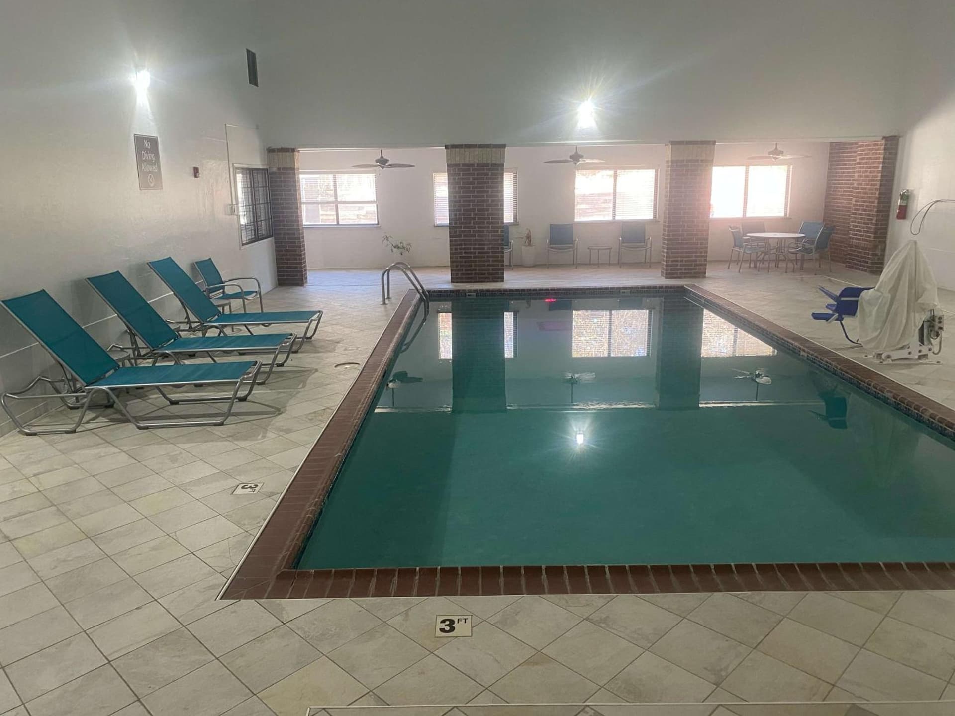 SureStay Plus by Best Western Edmond property views in Edmond, OK — gallery photo 3