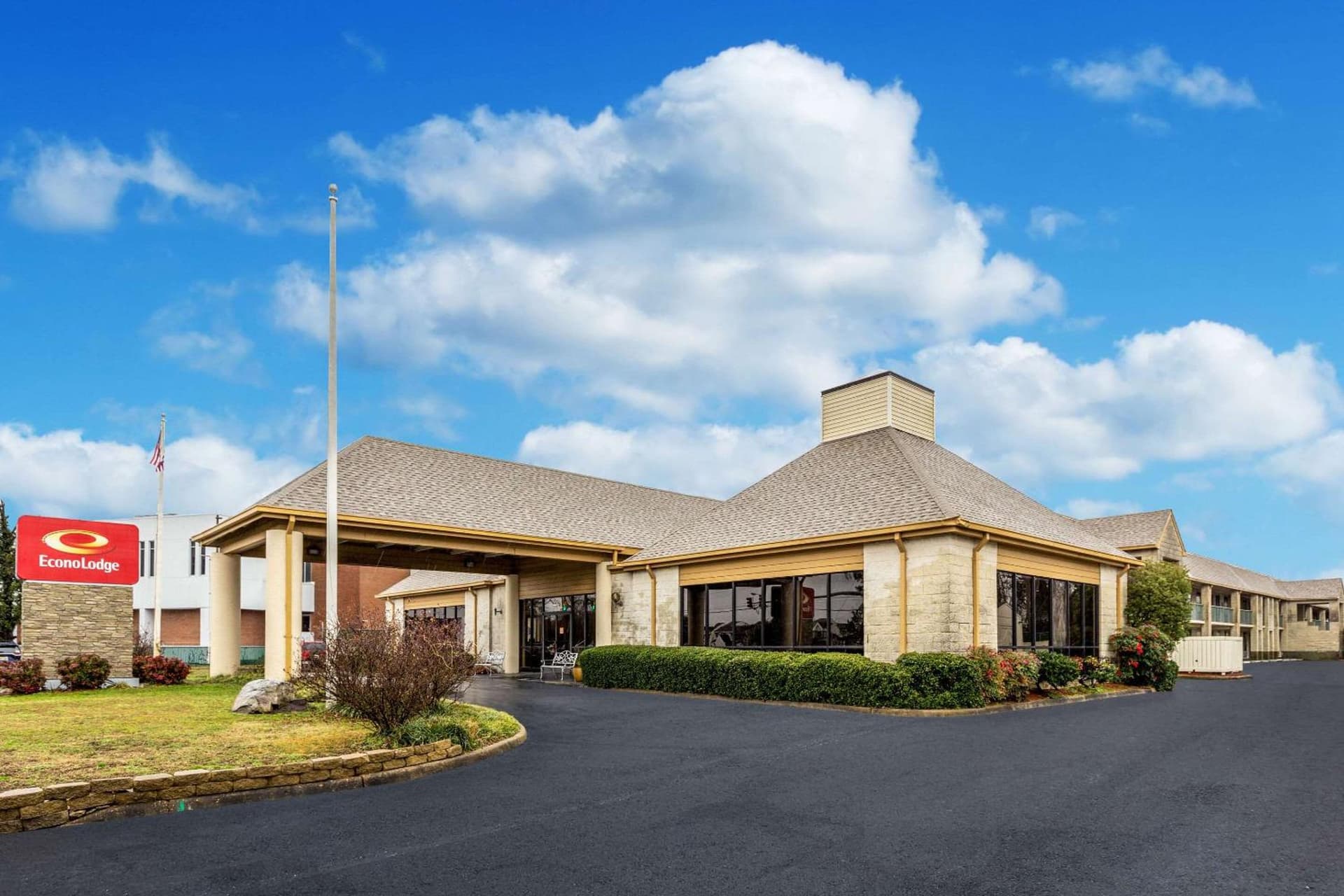 Econo Lodge Naval Station Norfolk featured exterior or lobby in Norfolk, VA — similar hotel