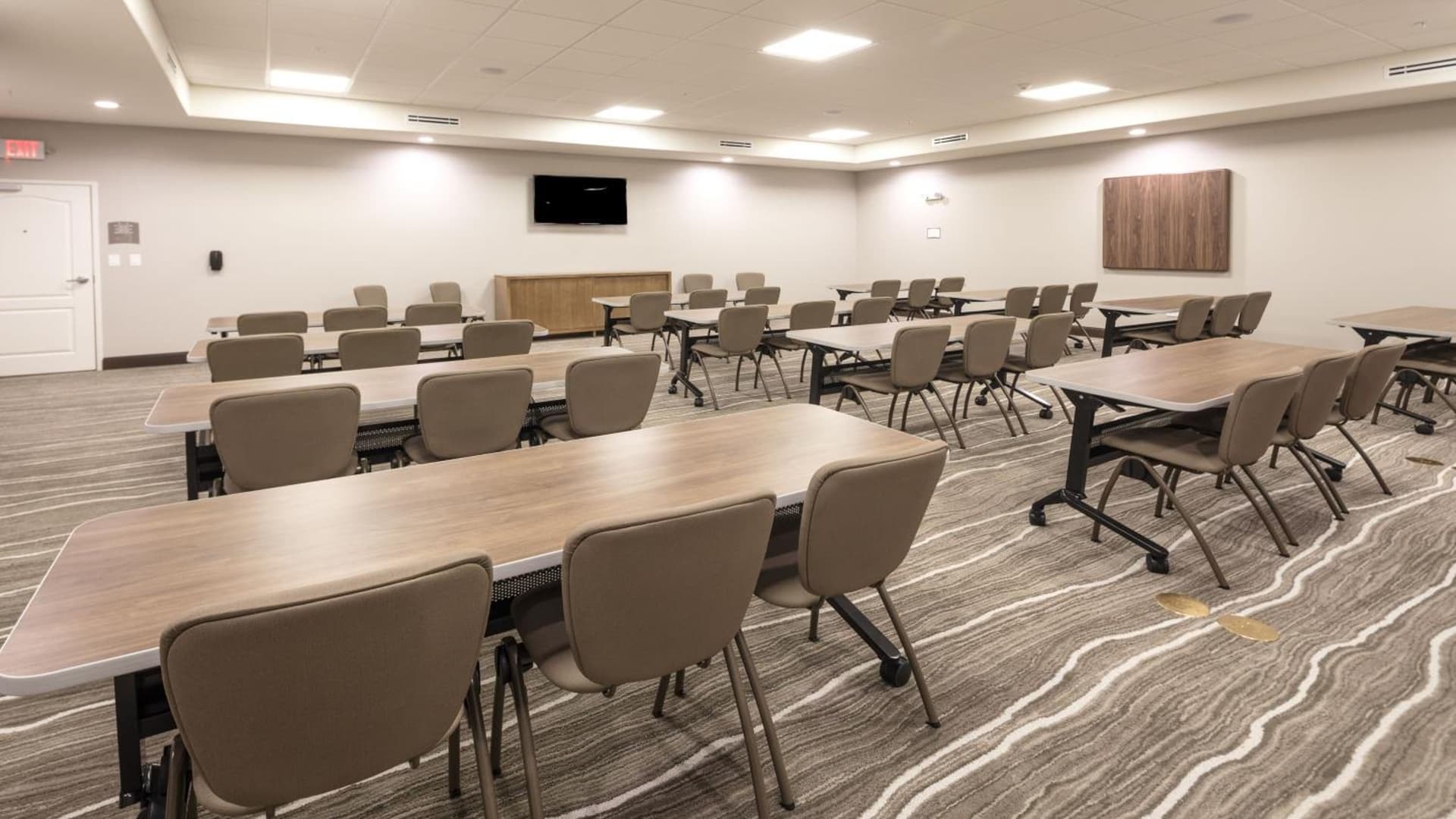 Staybridge Suites - Southgate - Detroit Area by IHG property views in Southgate, MI — gallery photo 3