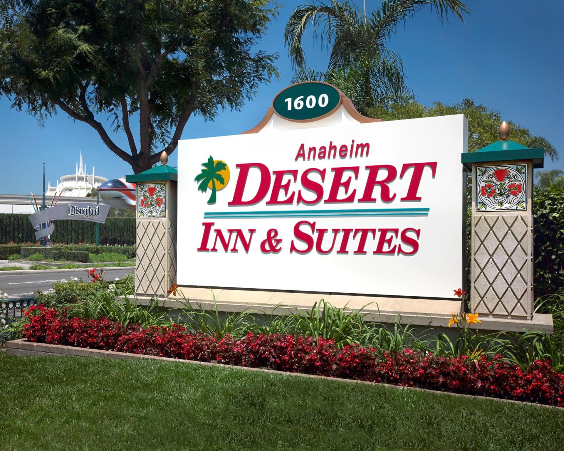 Anaheim Desert Inn & Suites gallery photo in Anaheim, CA — image 9