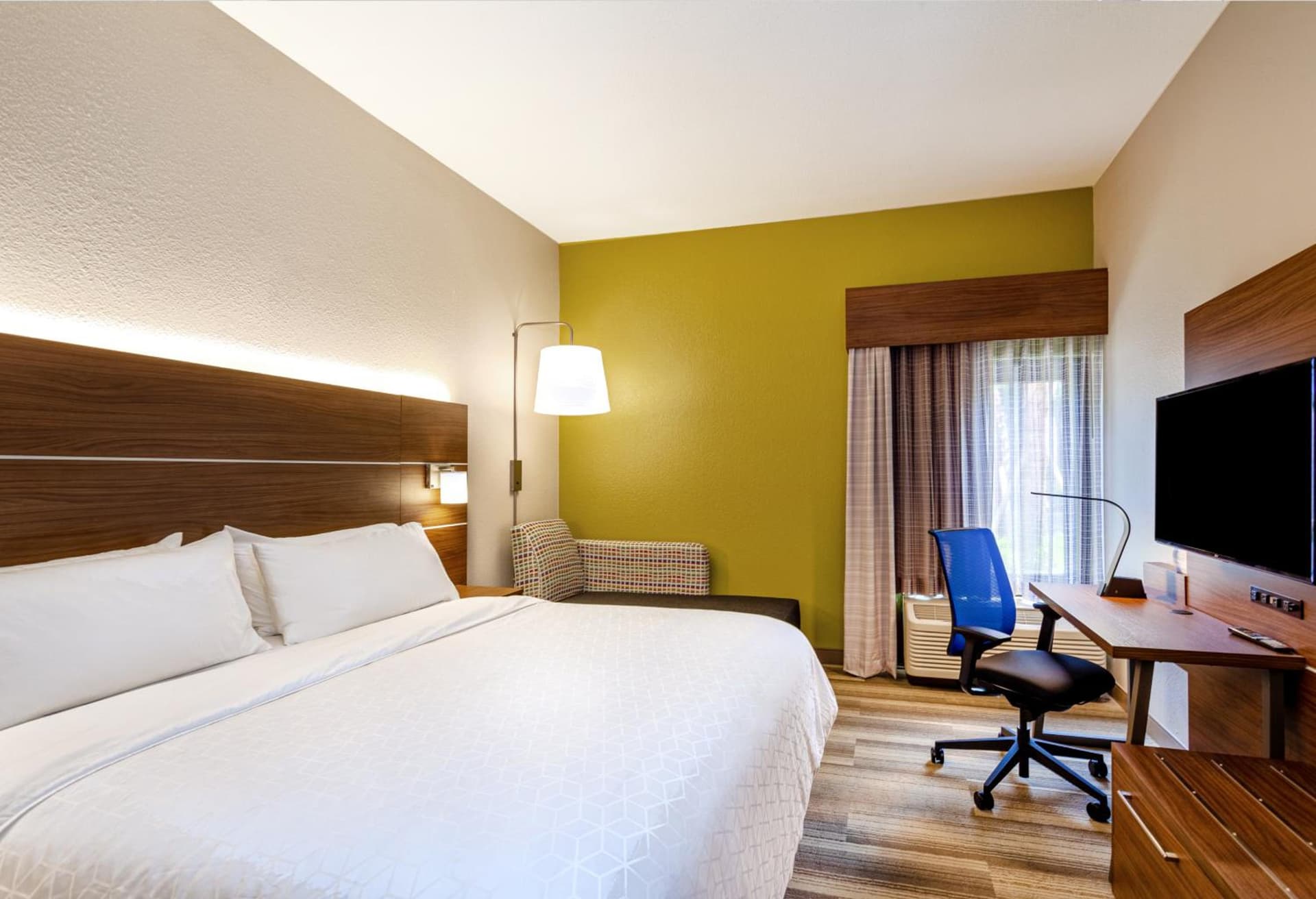 Holiday Inn Express Tampa-Brandon by IHG gallery photo in Brandon, FL — image 12