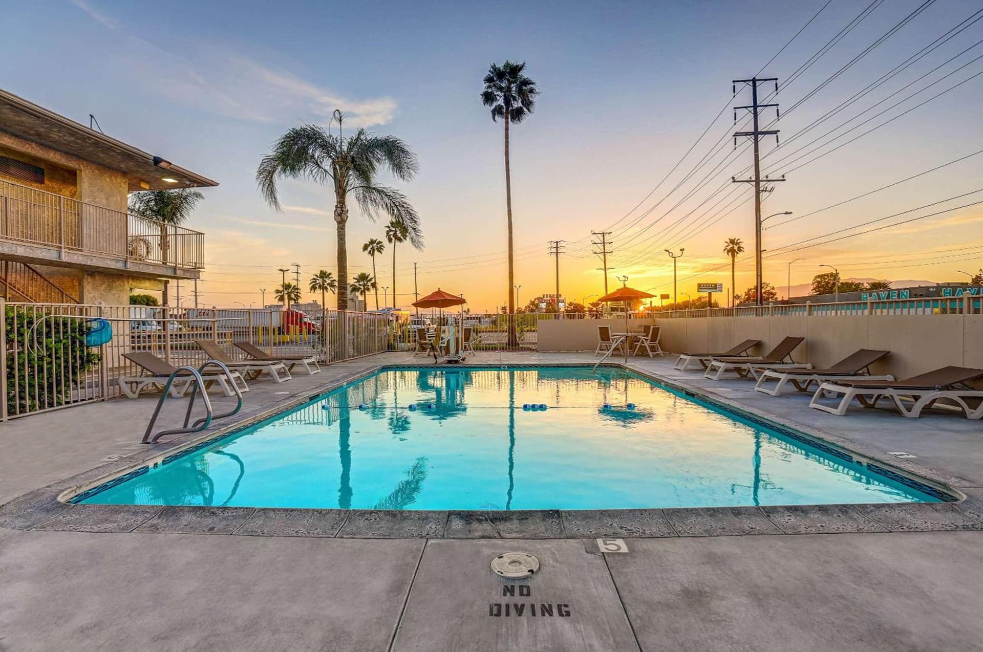 Motel 6-San Bernardino, CA - South gallery photo in San Bernardino, CA — image 10
