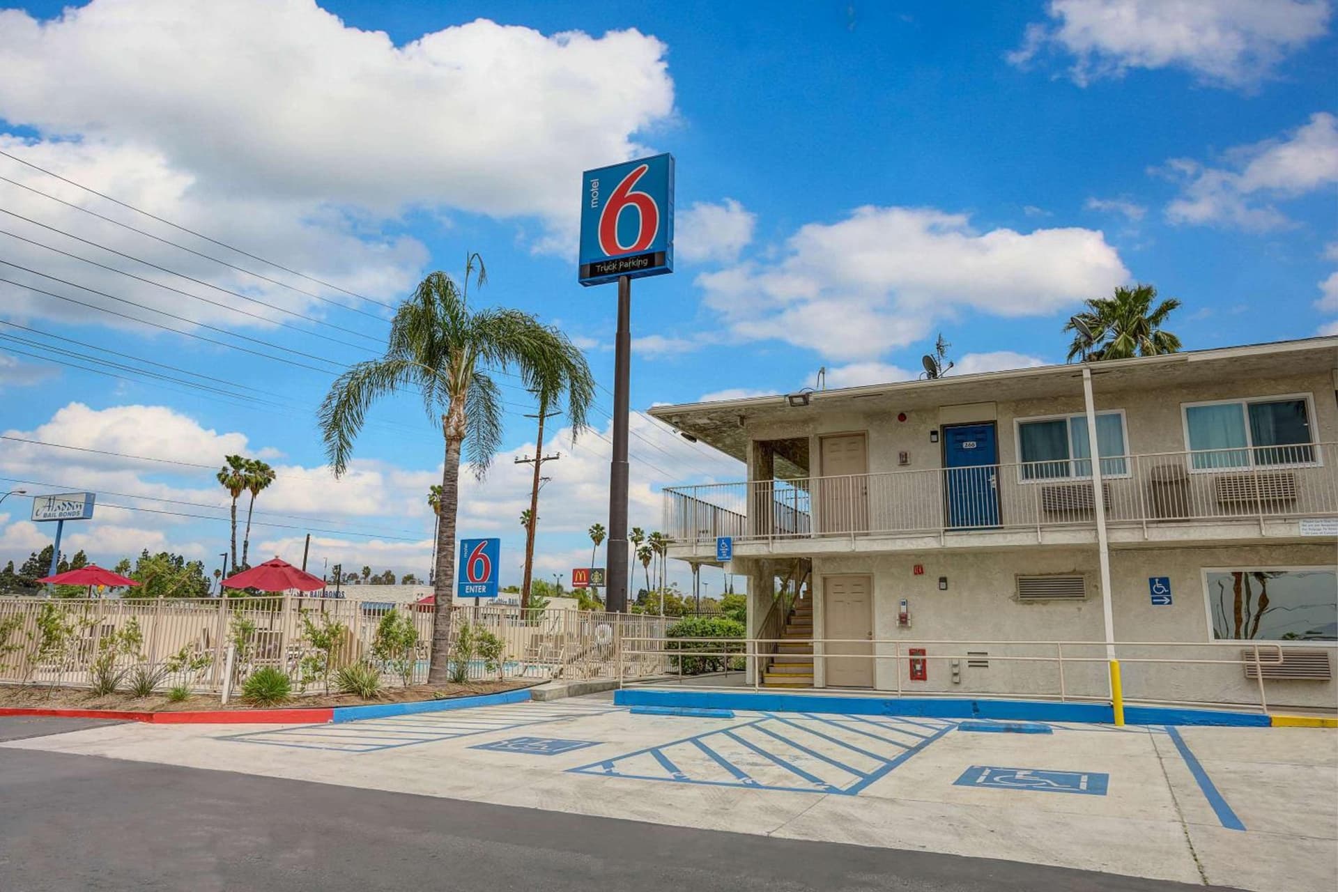 Motel 6-San Bernardino, CA - South gallery photo in San Bernardino, CA — image 39
