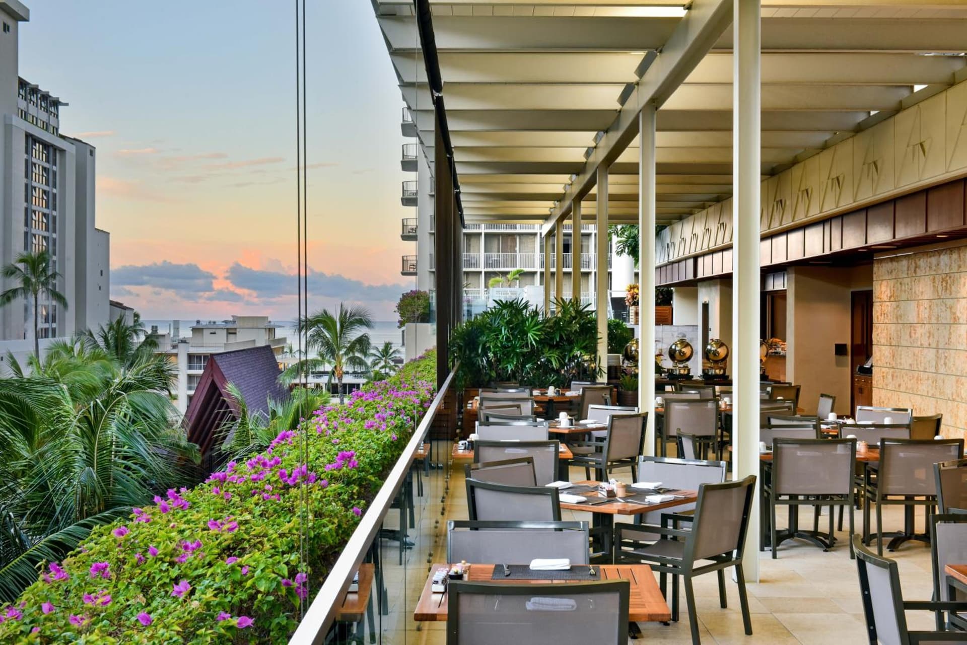 Ka Laʻi Waikiki Beach, LXR Hotels & Resorts gallery photo in Honolulu, HI — image 89