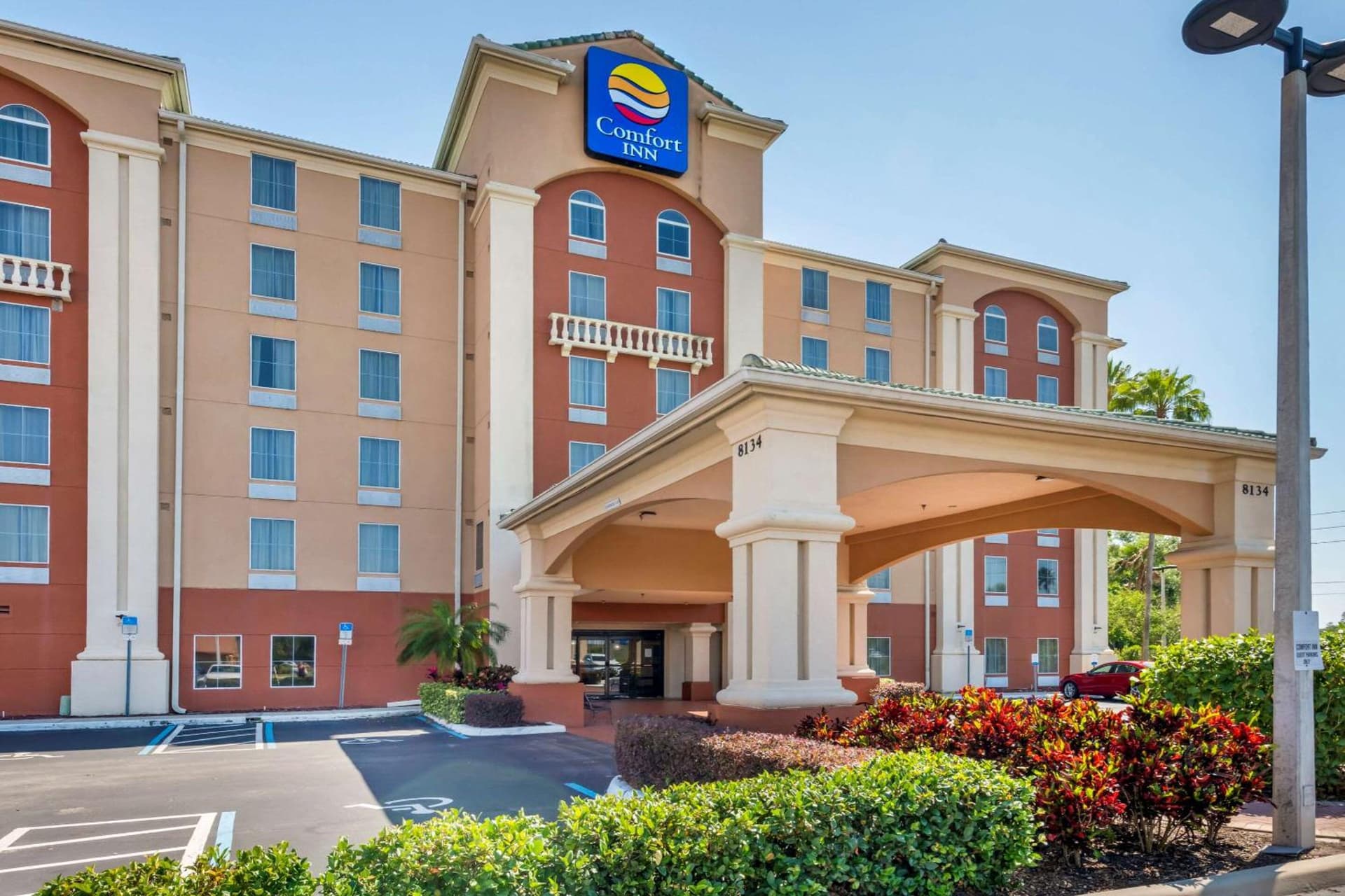 I-Drive Hotel at Universal exterior or lobby in Orlando, FL — main listing photo