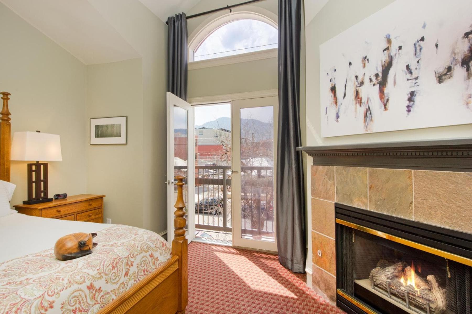 The Bradley Boulder Inn interior in Boulder, CO — gallery photo 2