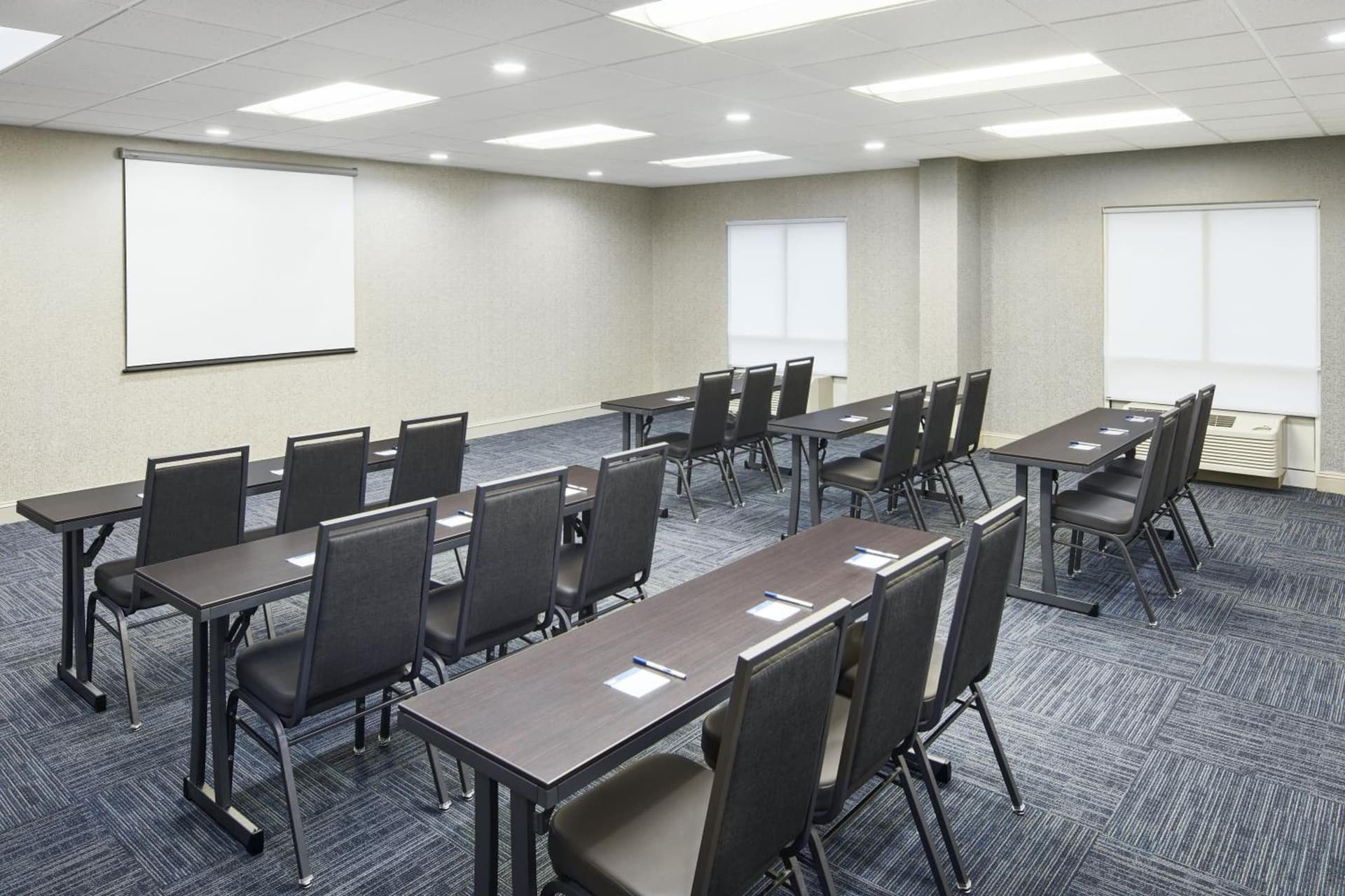Holiday Inn Express & Suites I-26 & Us 29 At Westgate Mall by IHG gallery photo in Spartanburg, SC — image 31