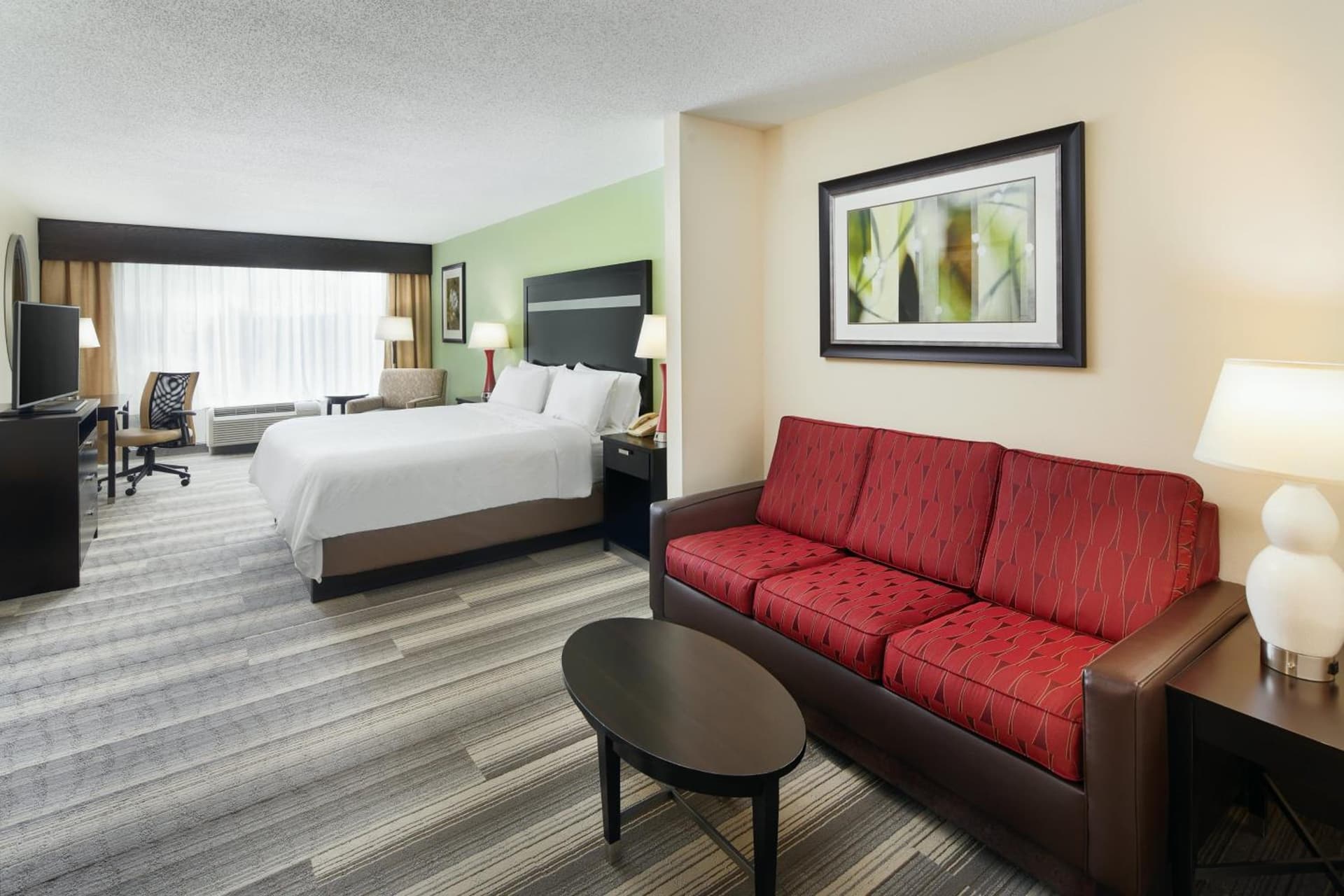 Holiday Inn Express & Suites I-26 & Us 29 At Westgate Mall by IHG gallery photo in Spartanburg, SC — image 27