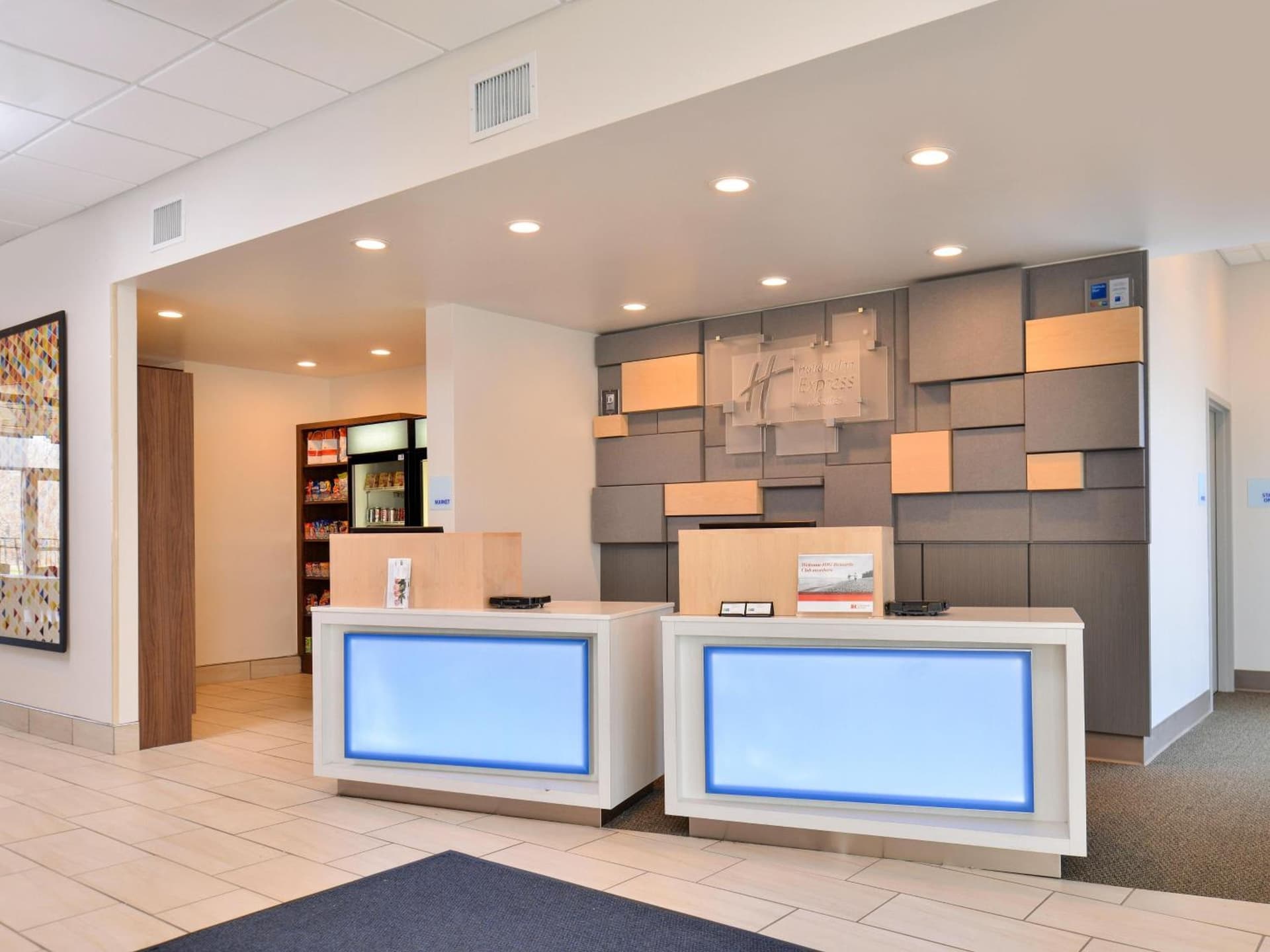 Holiday Inn Express & Suites - Brighton South - US 23 by IHG property views in Brighton, MI — gallery photo 3