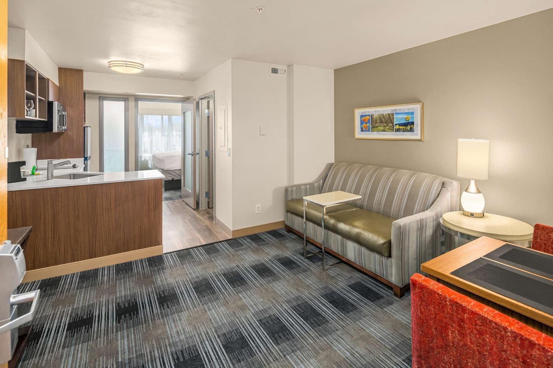 Executive Residency by Best Western Navigator Inn & Suites gallery photo in Everett, WA — image 22