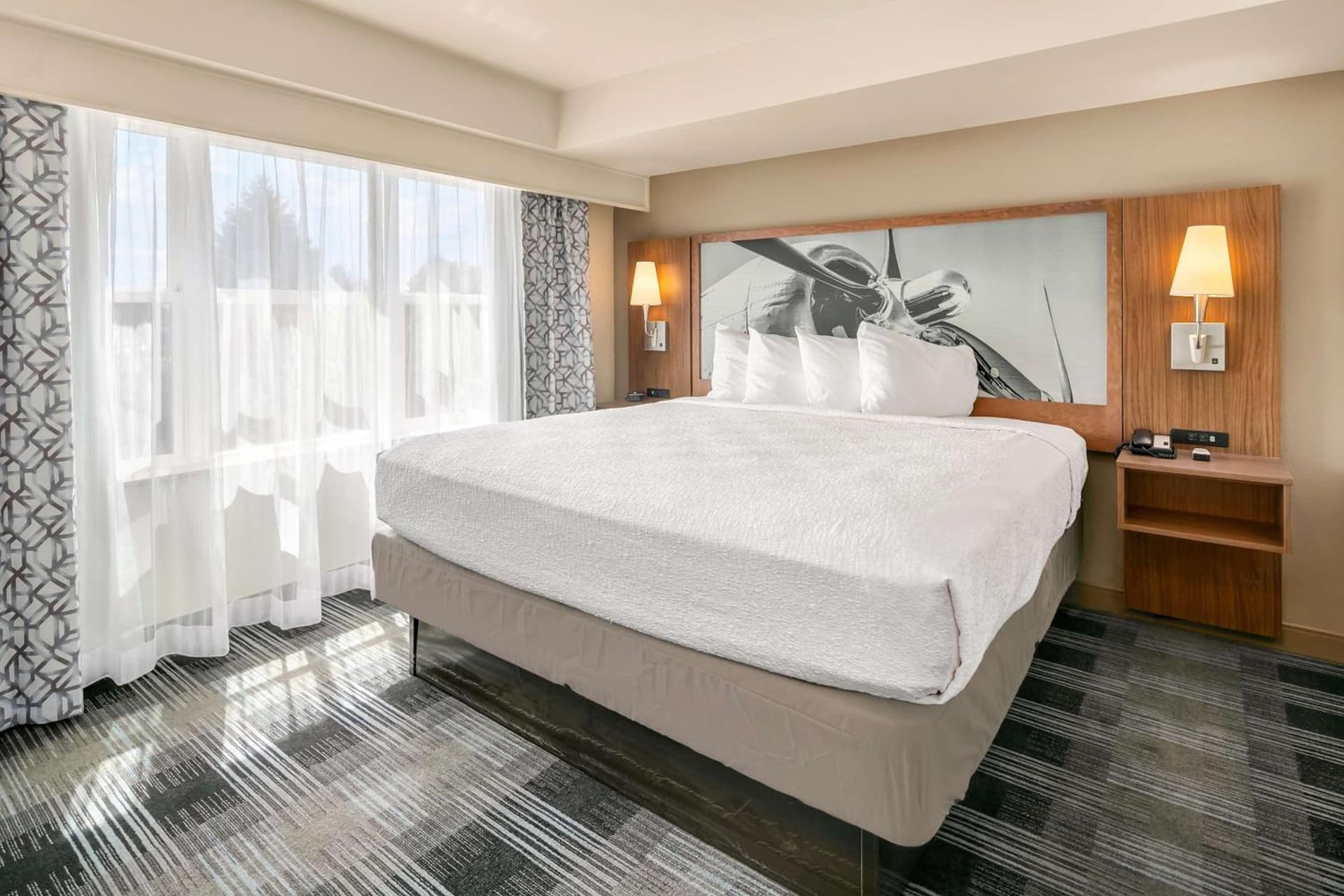 Executive Residency by Best Western Navigator Inn & Suites gallery photo in Everett, WA — image 11