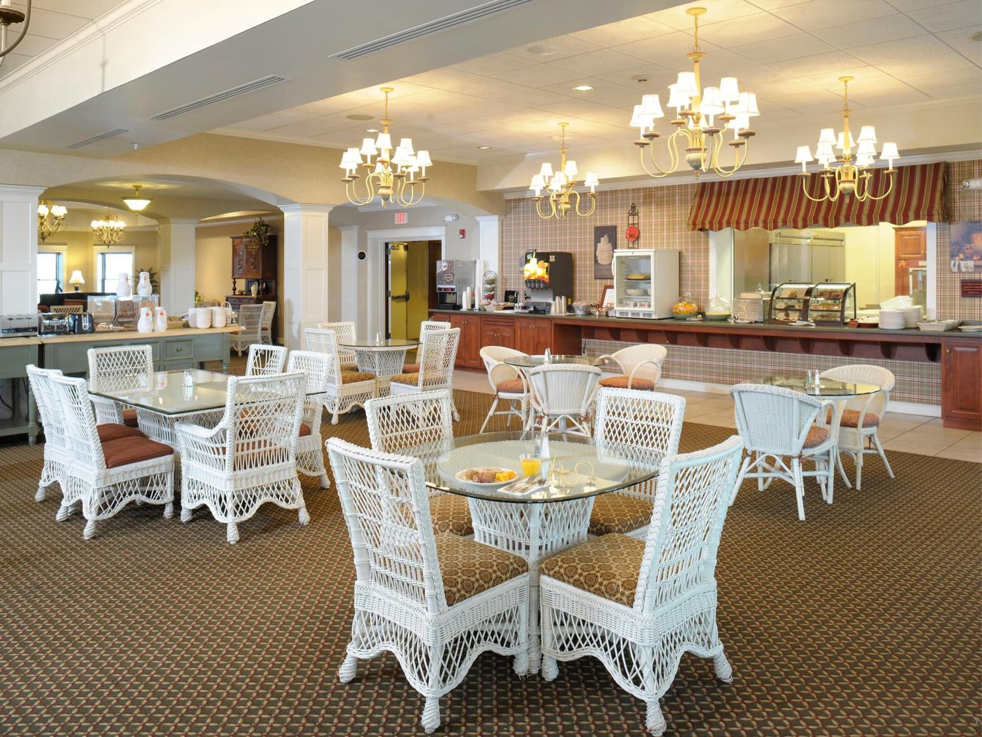 Carlisle Inn Sugarcreek gallery photo in Sugarcreek, OH — image 19