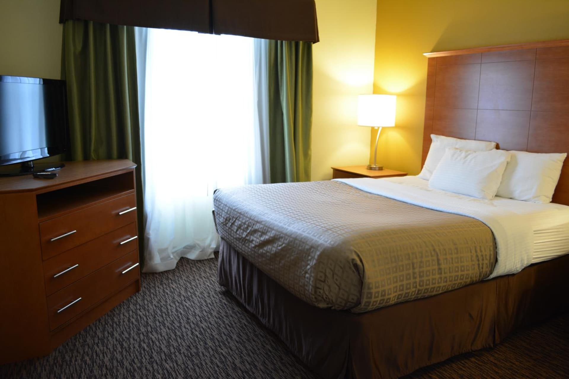 University Hotel & Suites Shippensburg, Trademark by Wyndham gallery photo in Shippensburg, PA — image 21